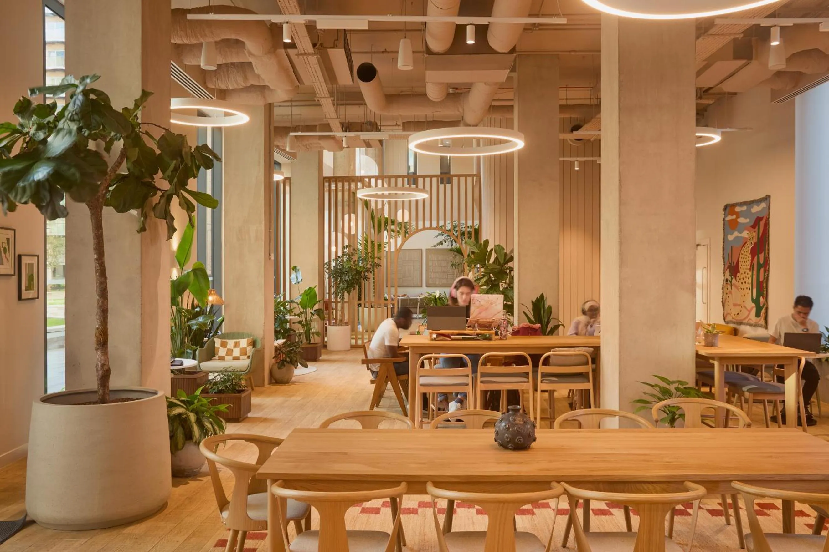 Restaurant/places to eat in ARK Canary Wharf