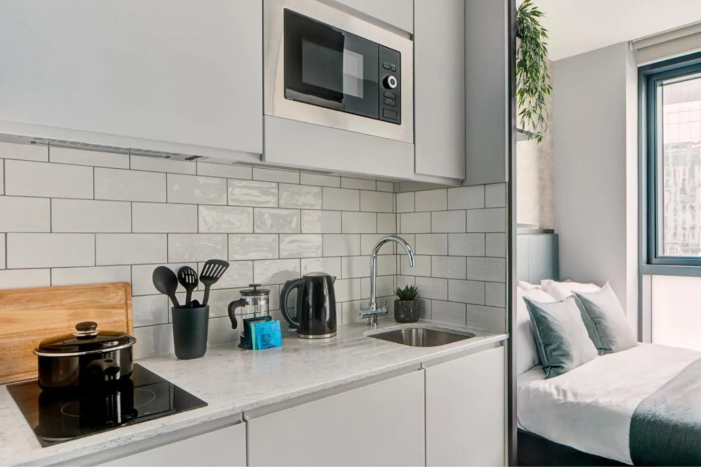 Bed in ARK Canary Wharf