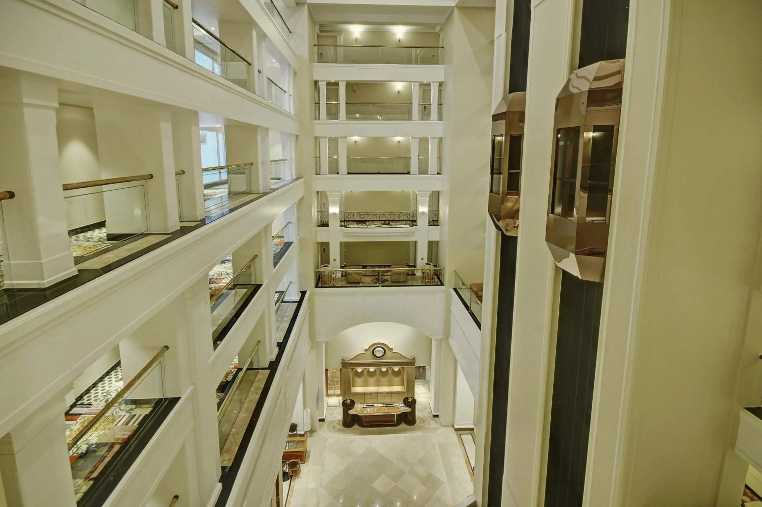 Lobby or reception in Lemon Tree Premier “The Atrium” Ahmedabad