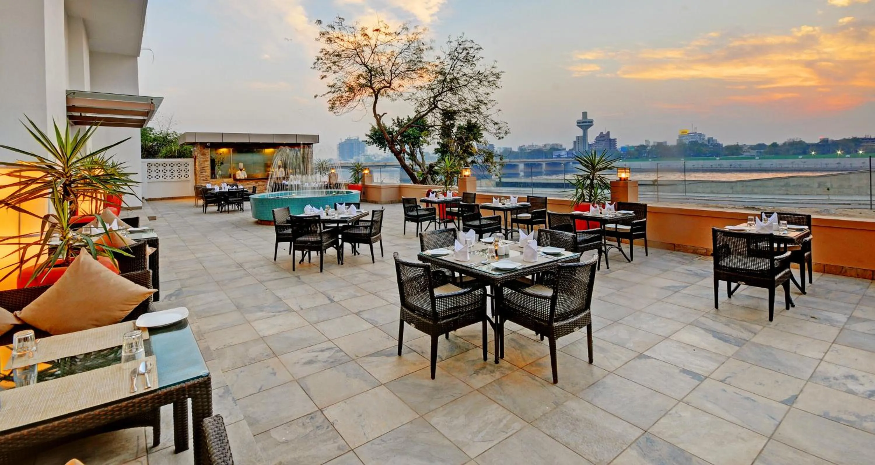 Restaurant/places to eat in Lemon Tree Premier “The Atrium” Ahmedabad