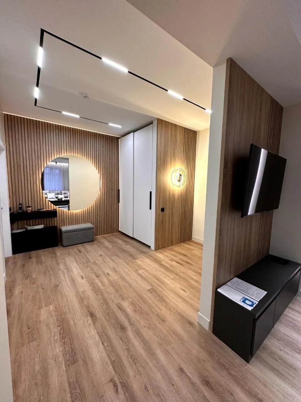 Communal lounge/ TV room in Golden Dragon