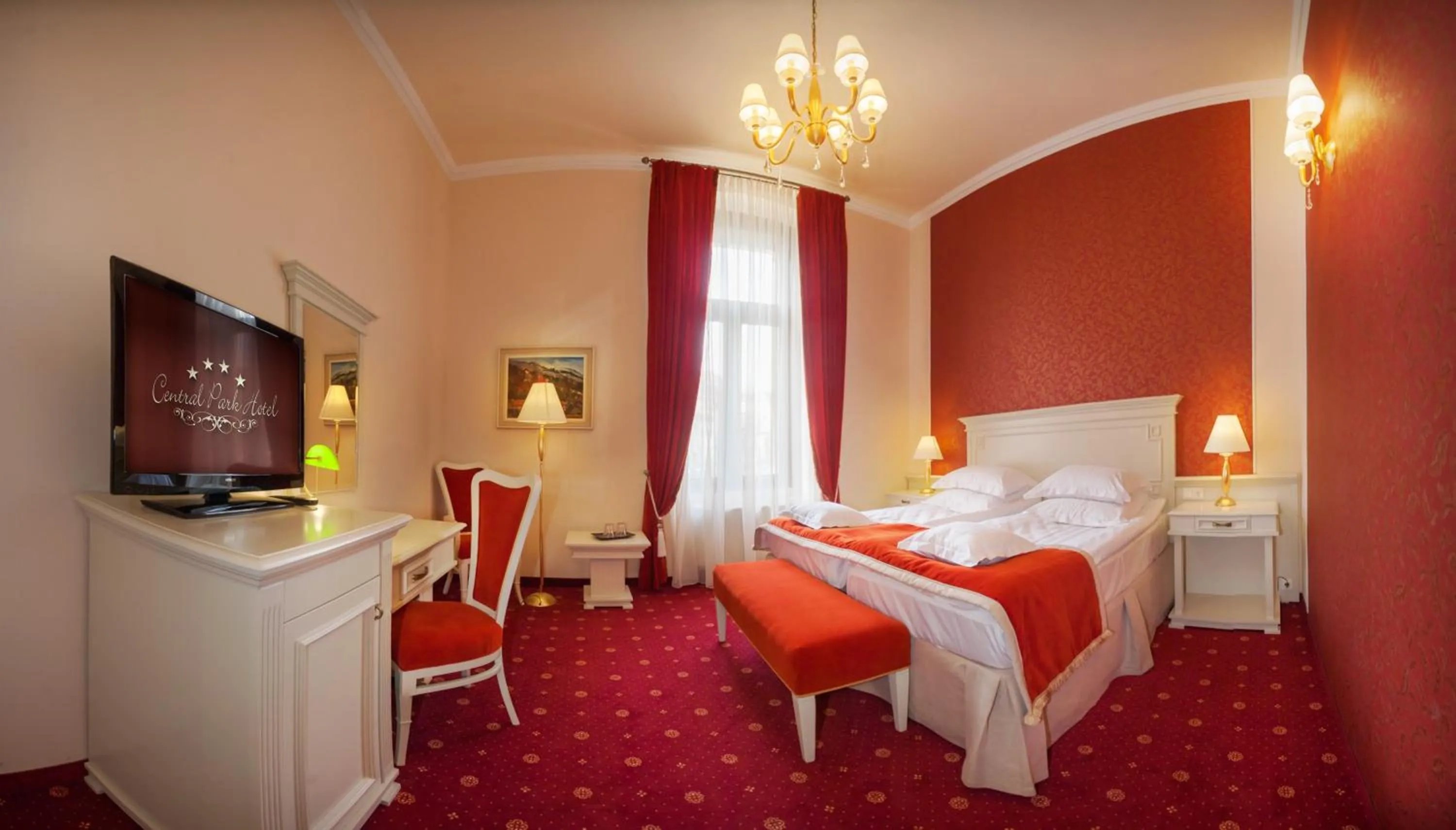 Photo of the whole room, Bed in Hotel Central Park Sighisoara