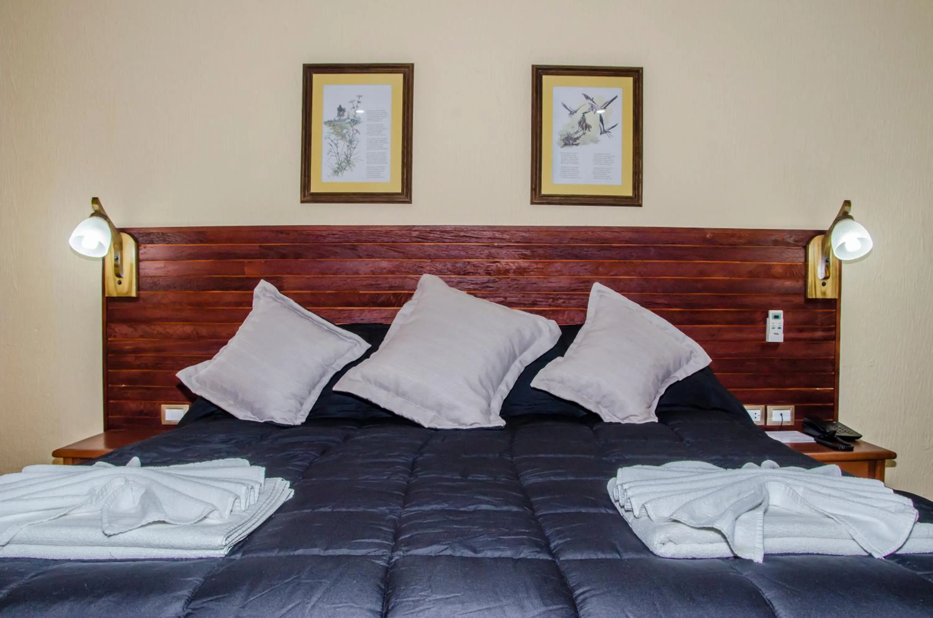 Bedroom, Bed in Hotel Carmen