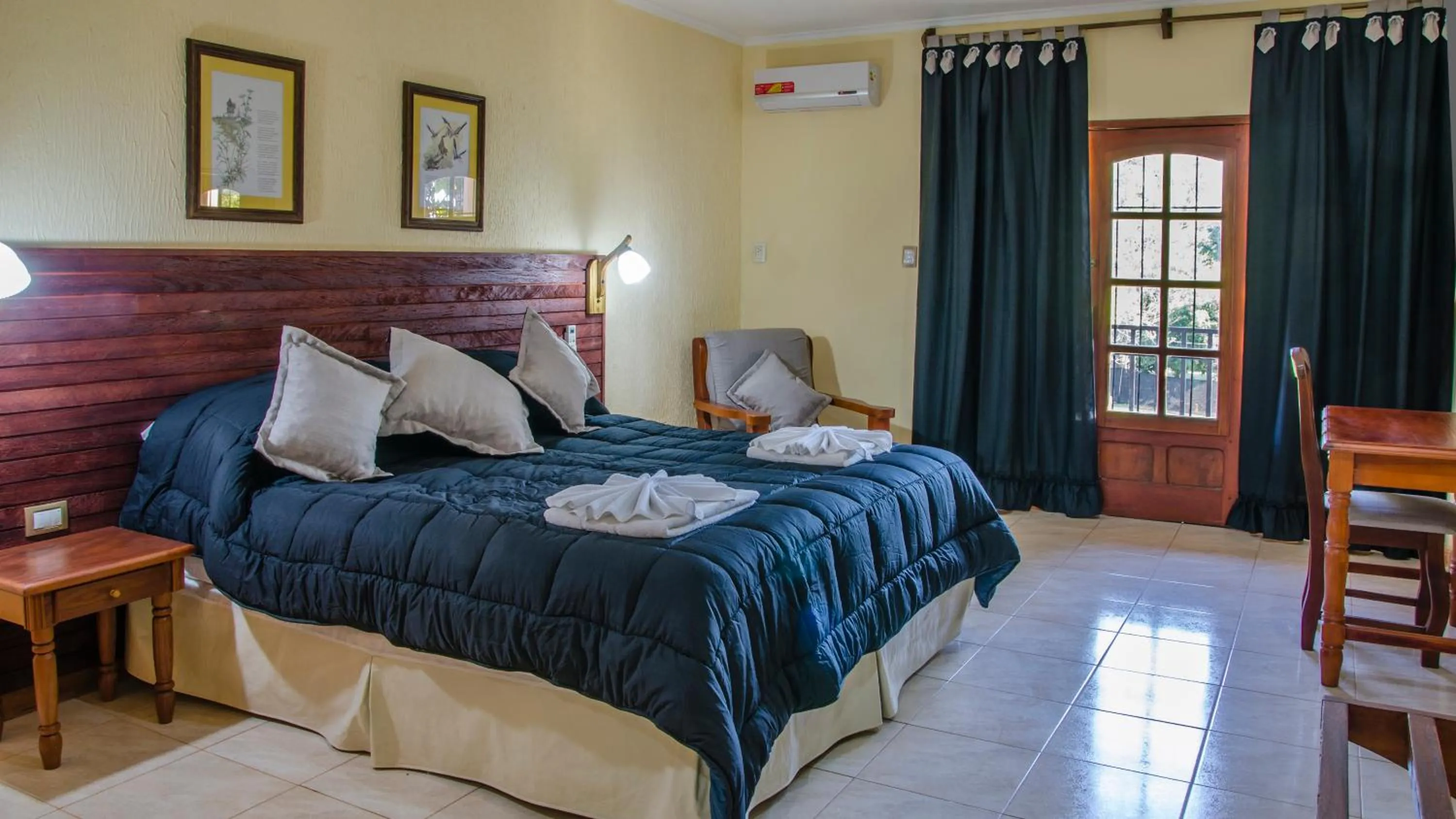 Decorative detail, Bed in Hotel Carmen