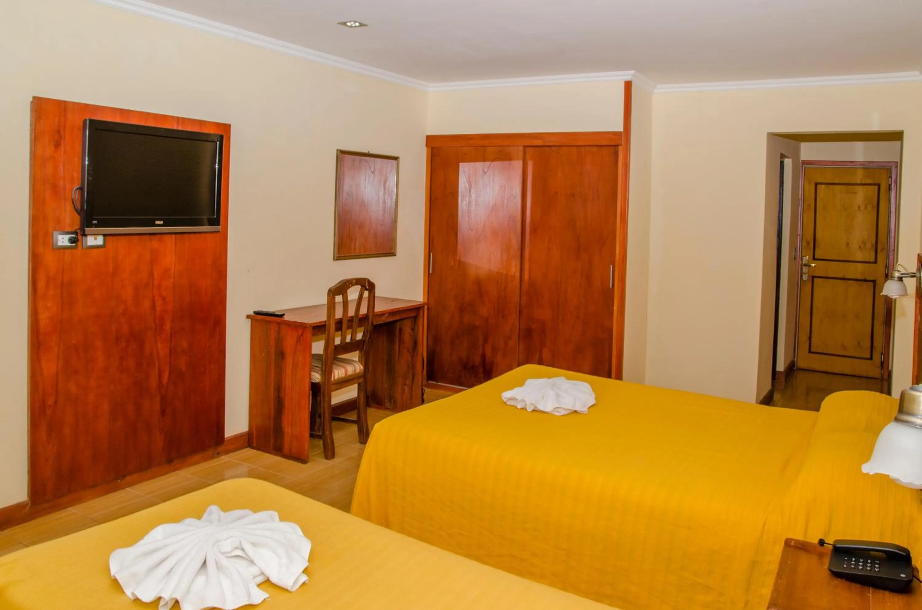 Bedroom, Bed in Hotel Carmen