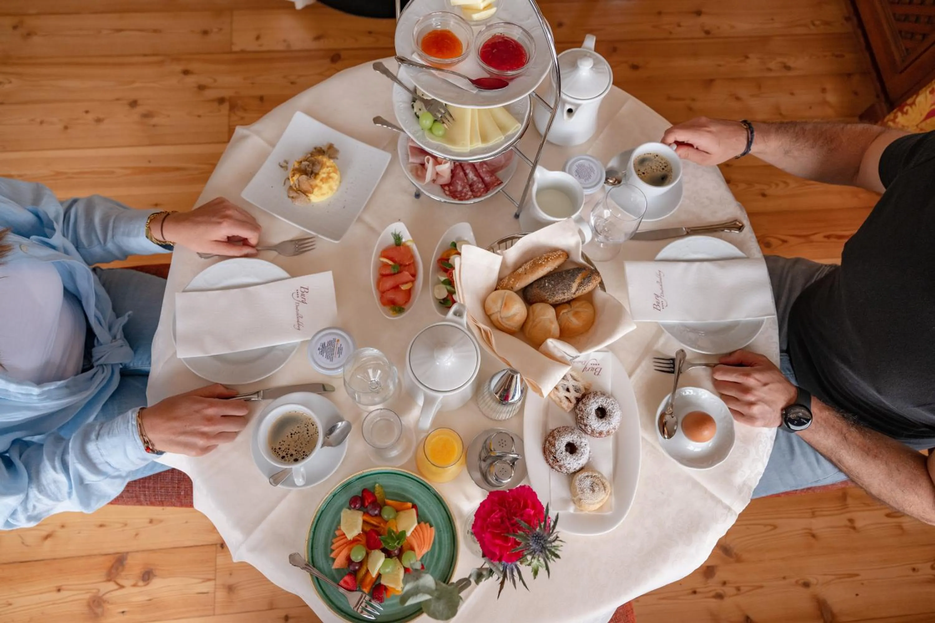 Breakfast in Burg Deutschlandsberg
