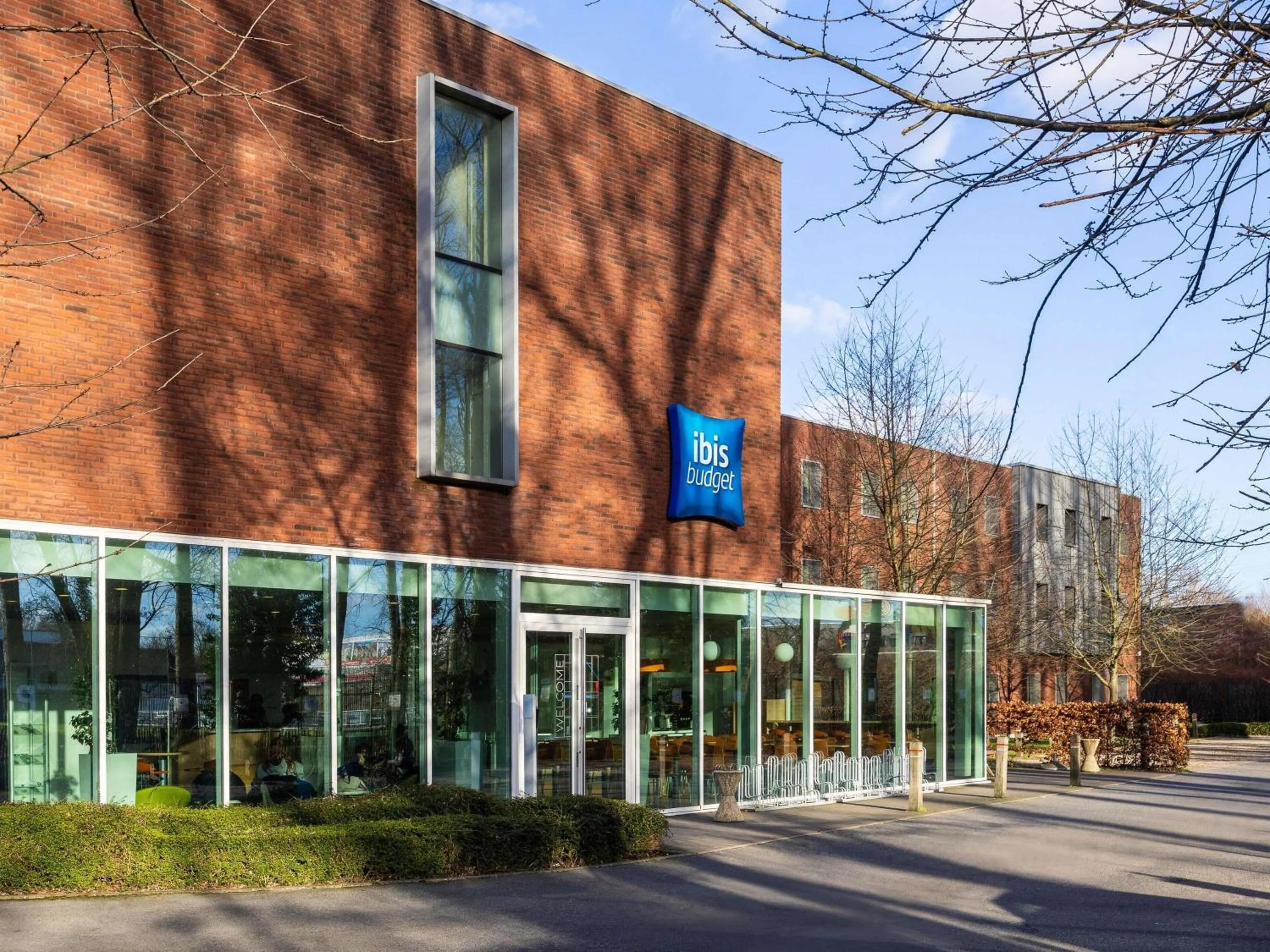 Property building in ibis Budget Brussels South Ruisbroek