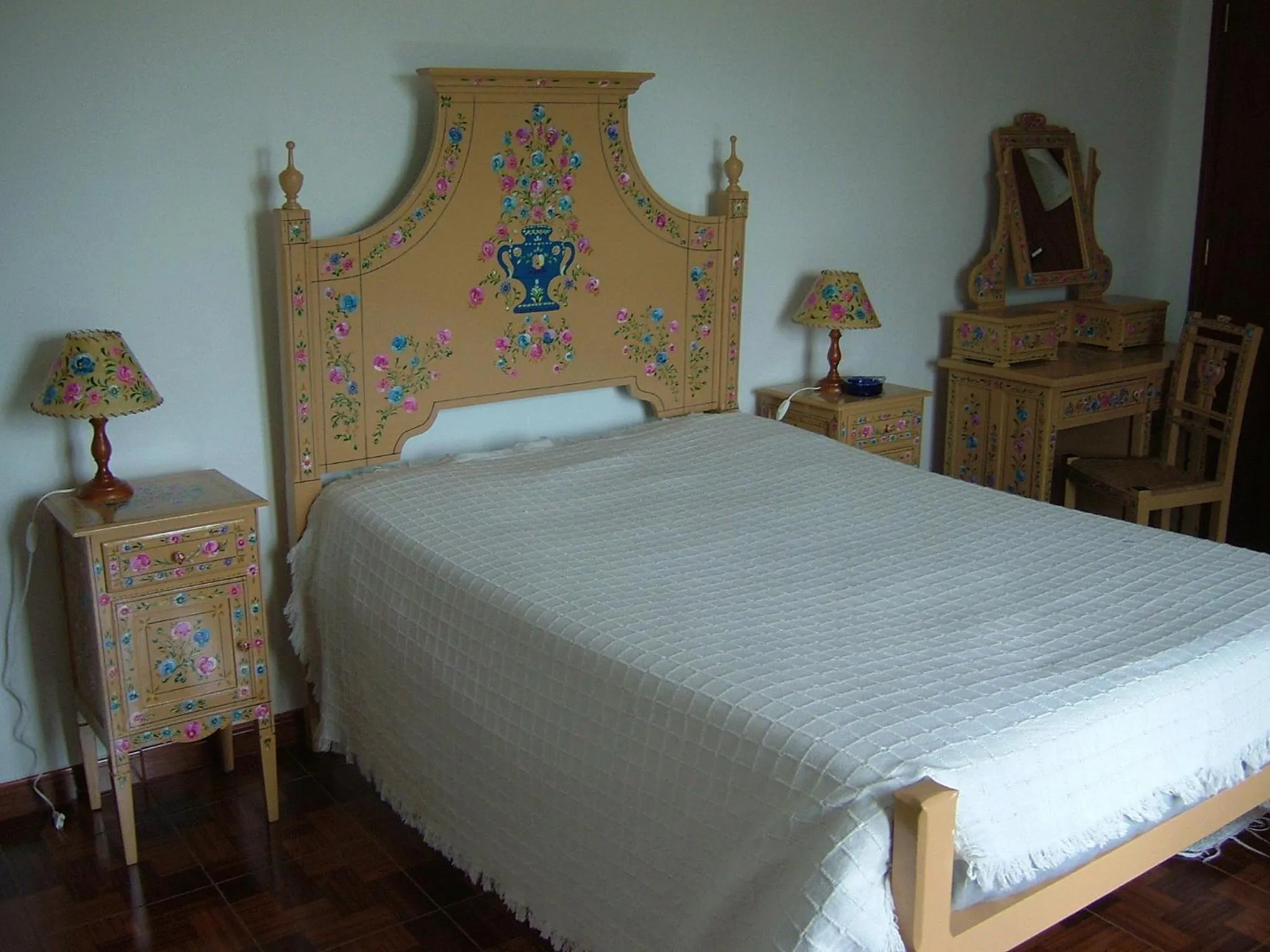 Bedroom, Bed in "O Viajante" Low Cost Hotel