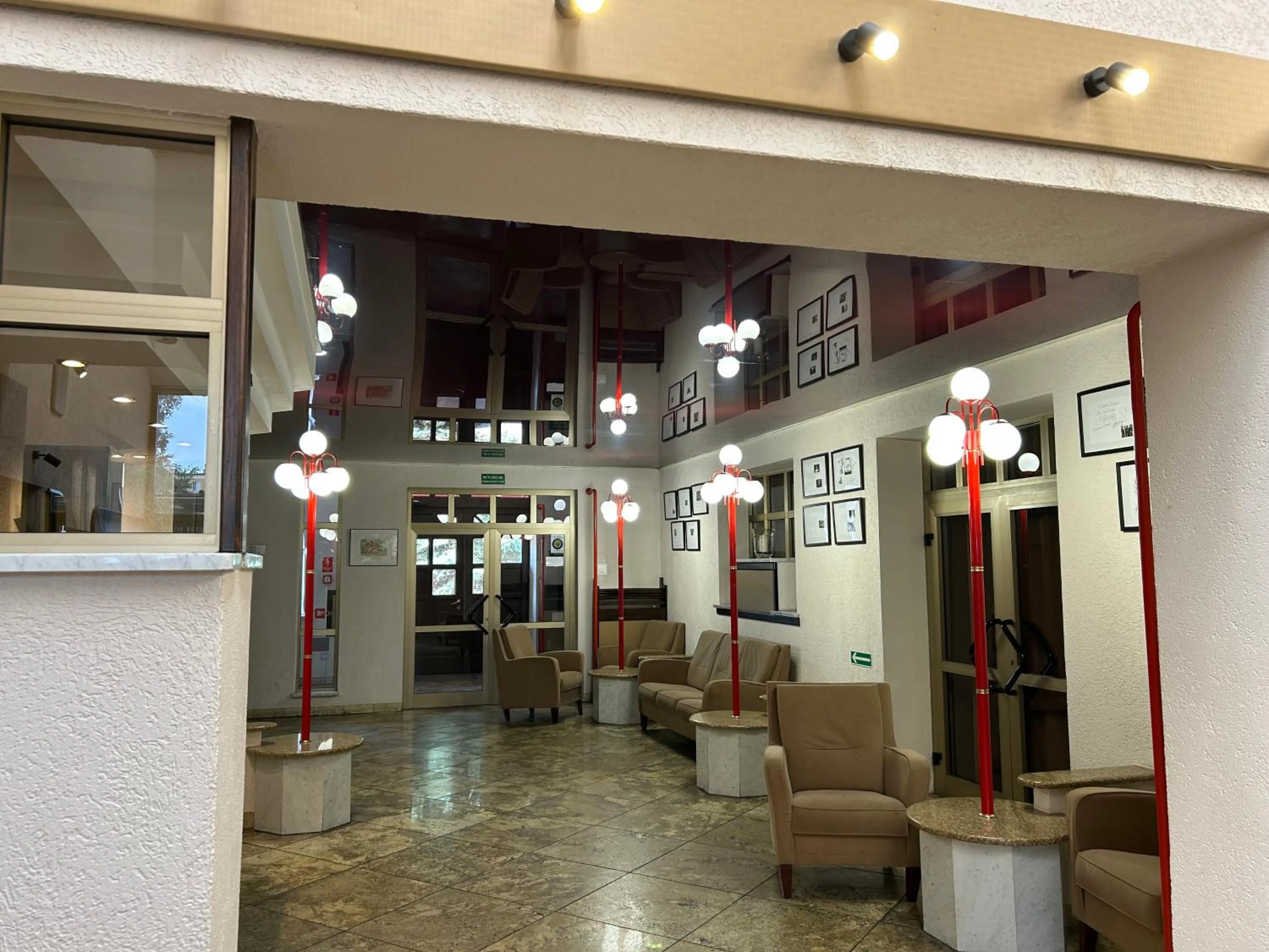 Lobby or reception in REST HOTEL VARIA Działdowo