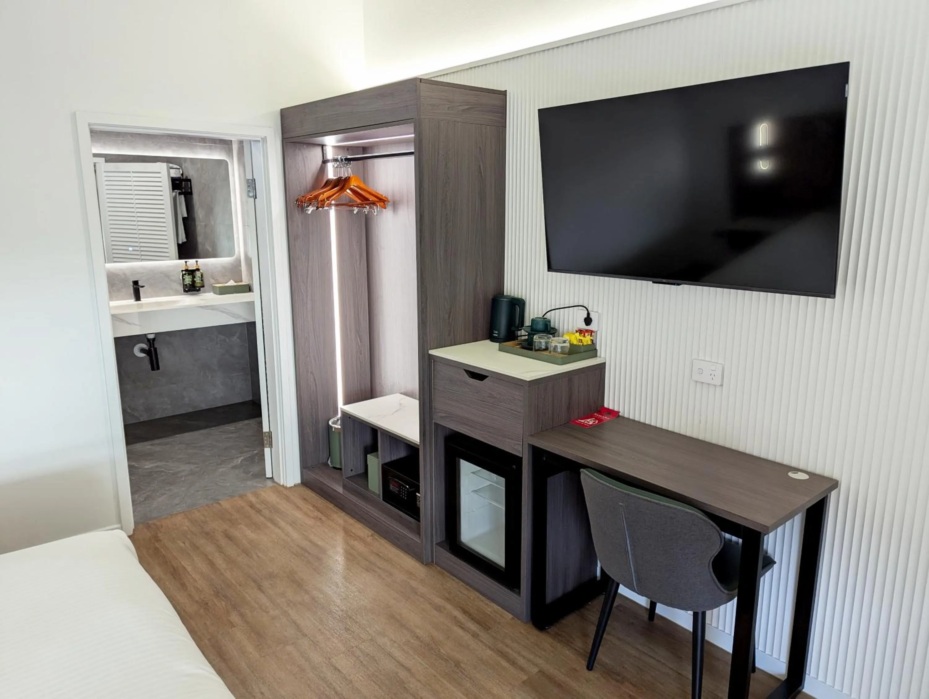 Bedroom, Bed in Ramada By Wyndham Cairns City Centre