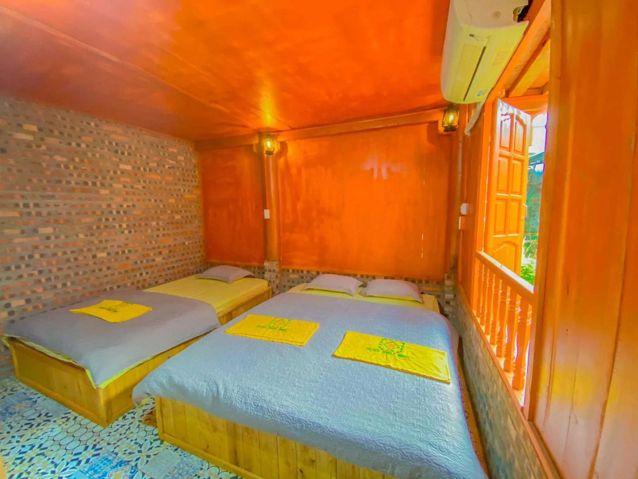 Bed in Golden Jungle House