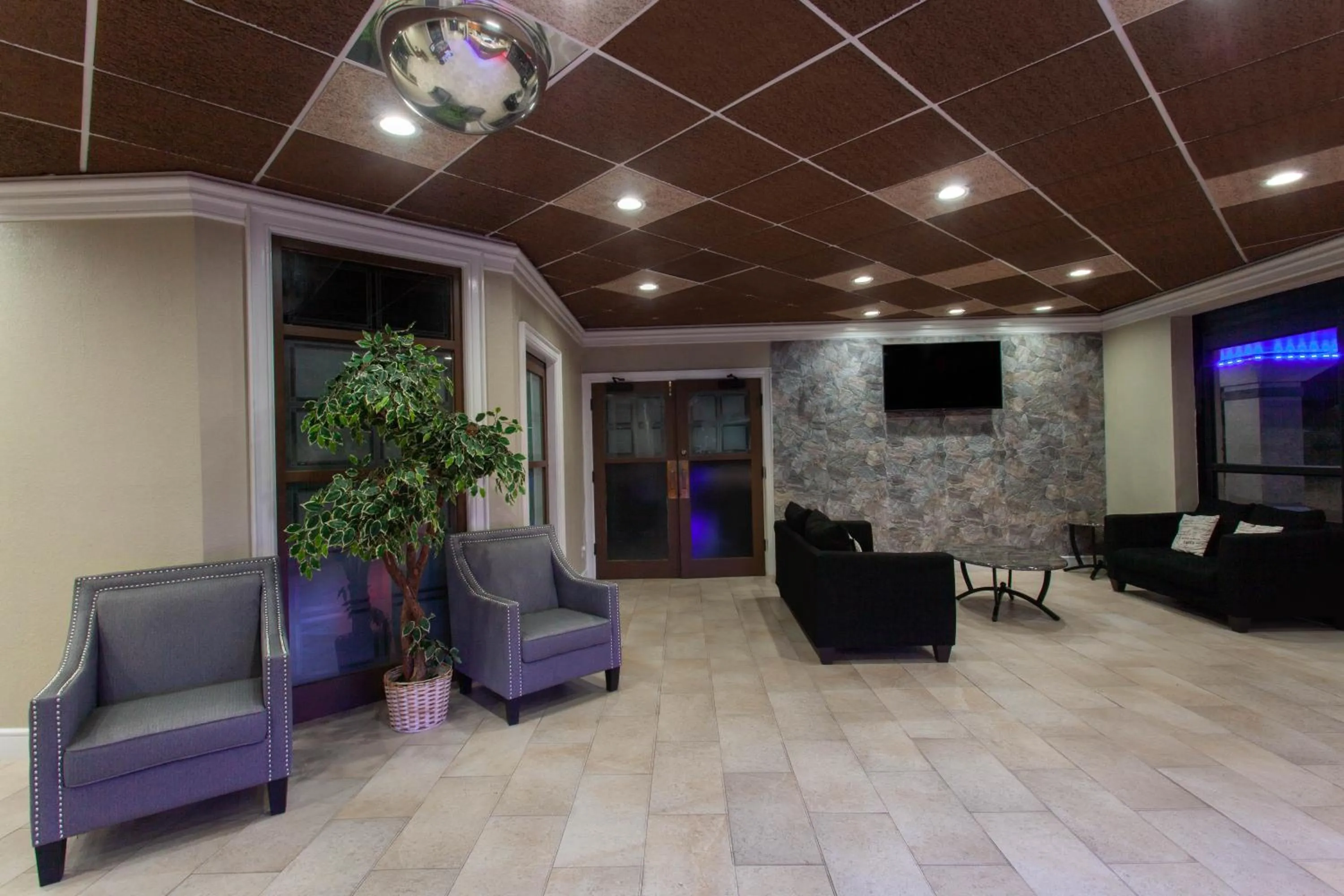 Lobby or reception in Travelodge by Wyndham Deltona