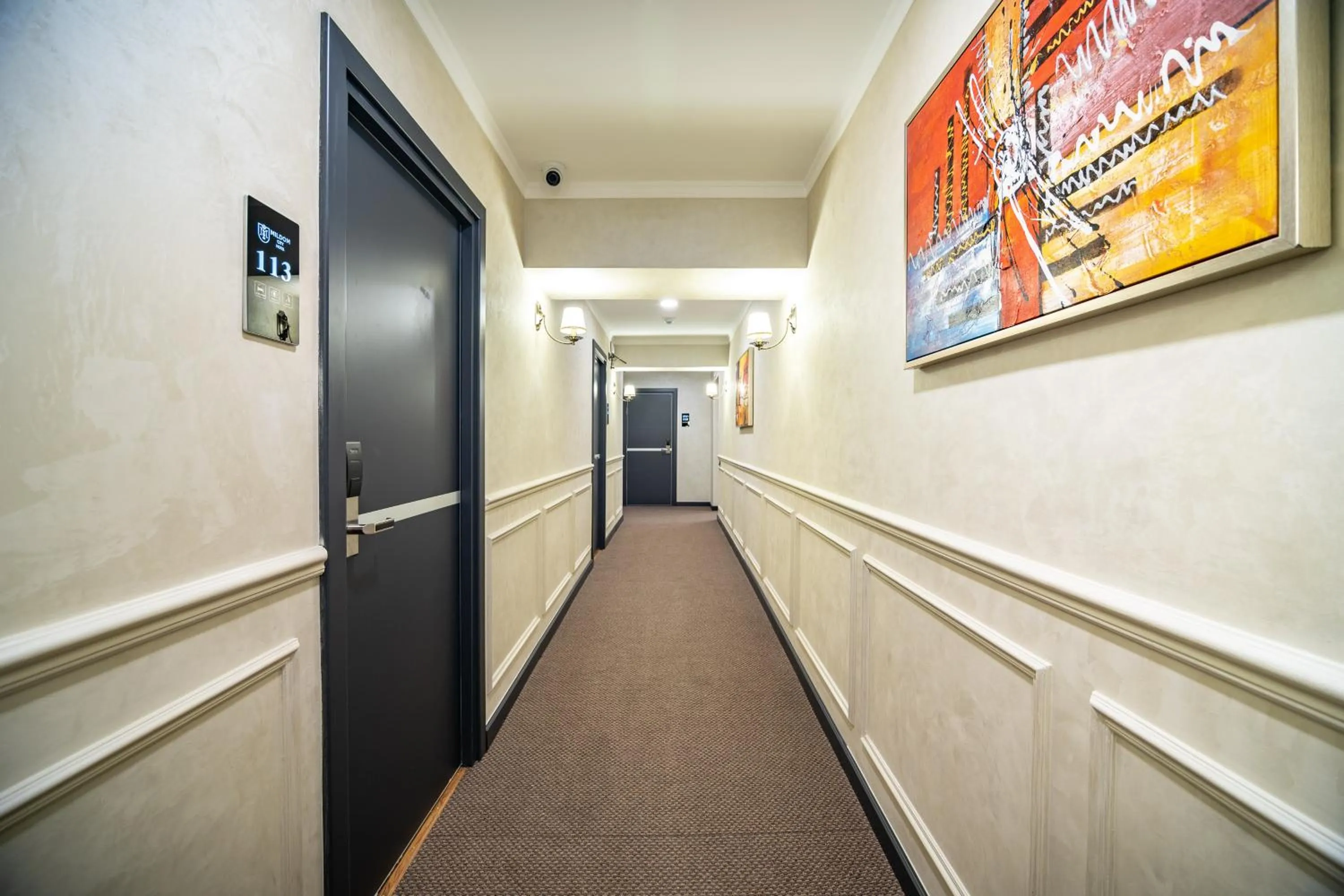 Property building in Mildom City Hotel