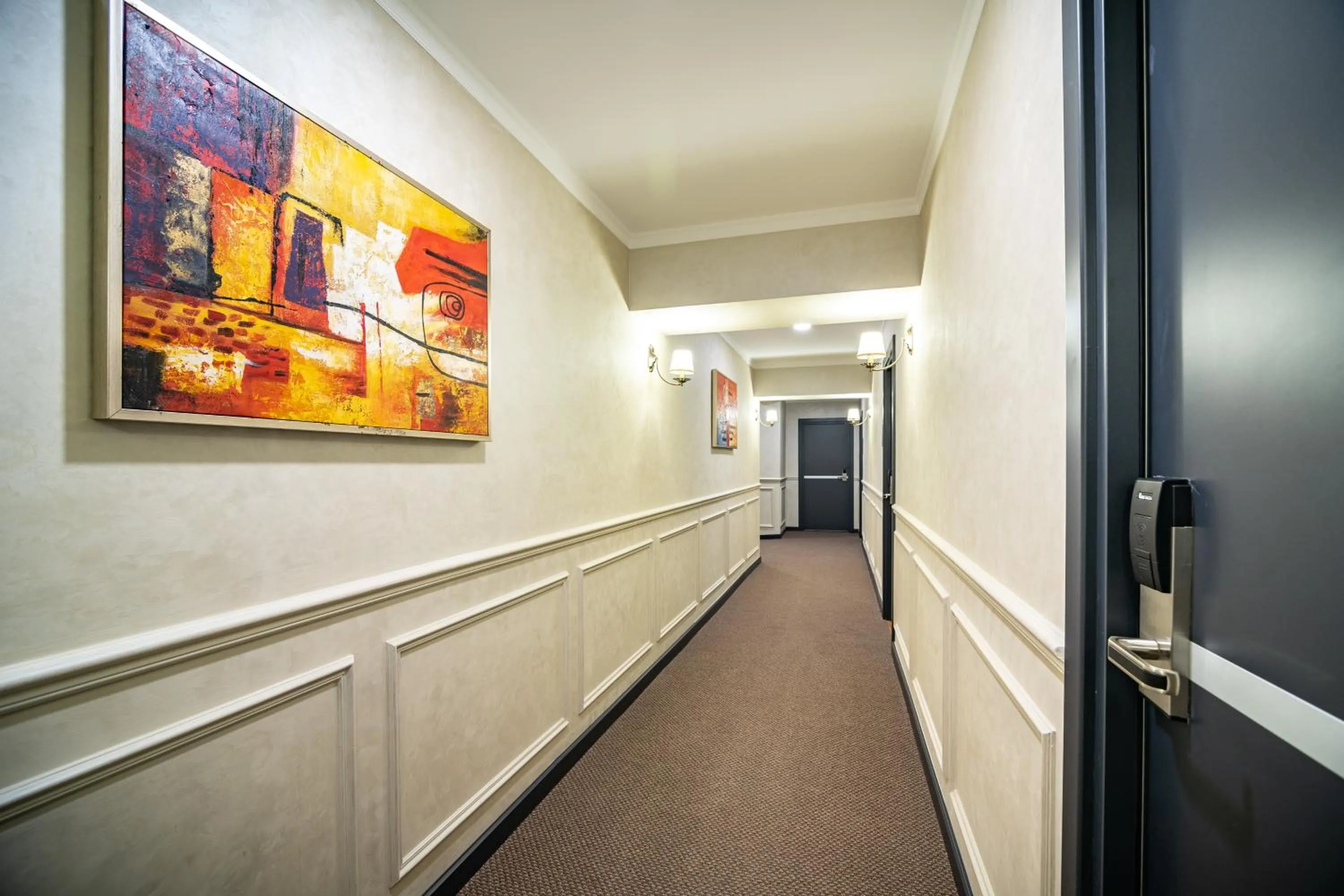 Property building in Mildom City Hotel