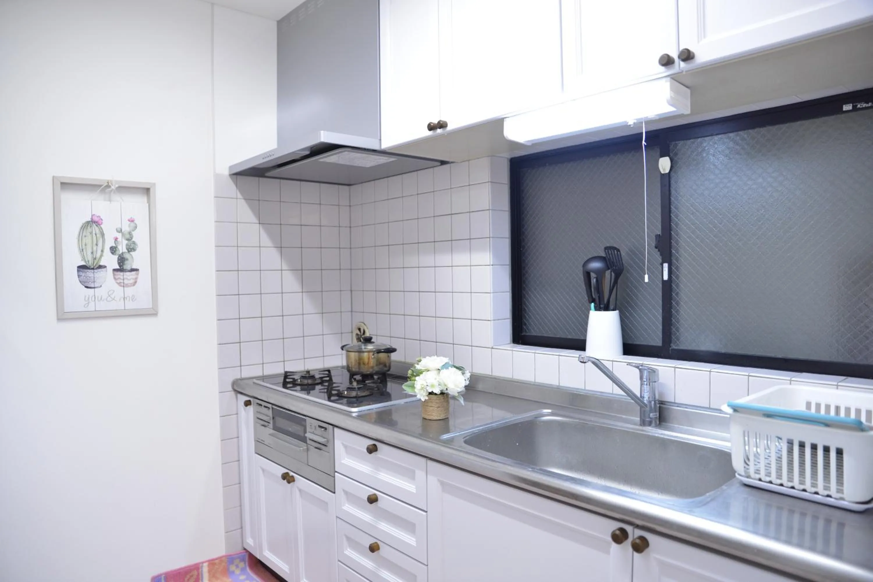 Kitchen or kitchenette in K House