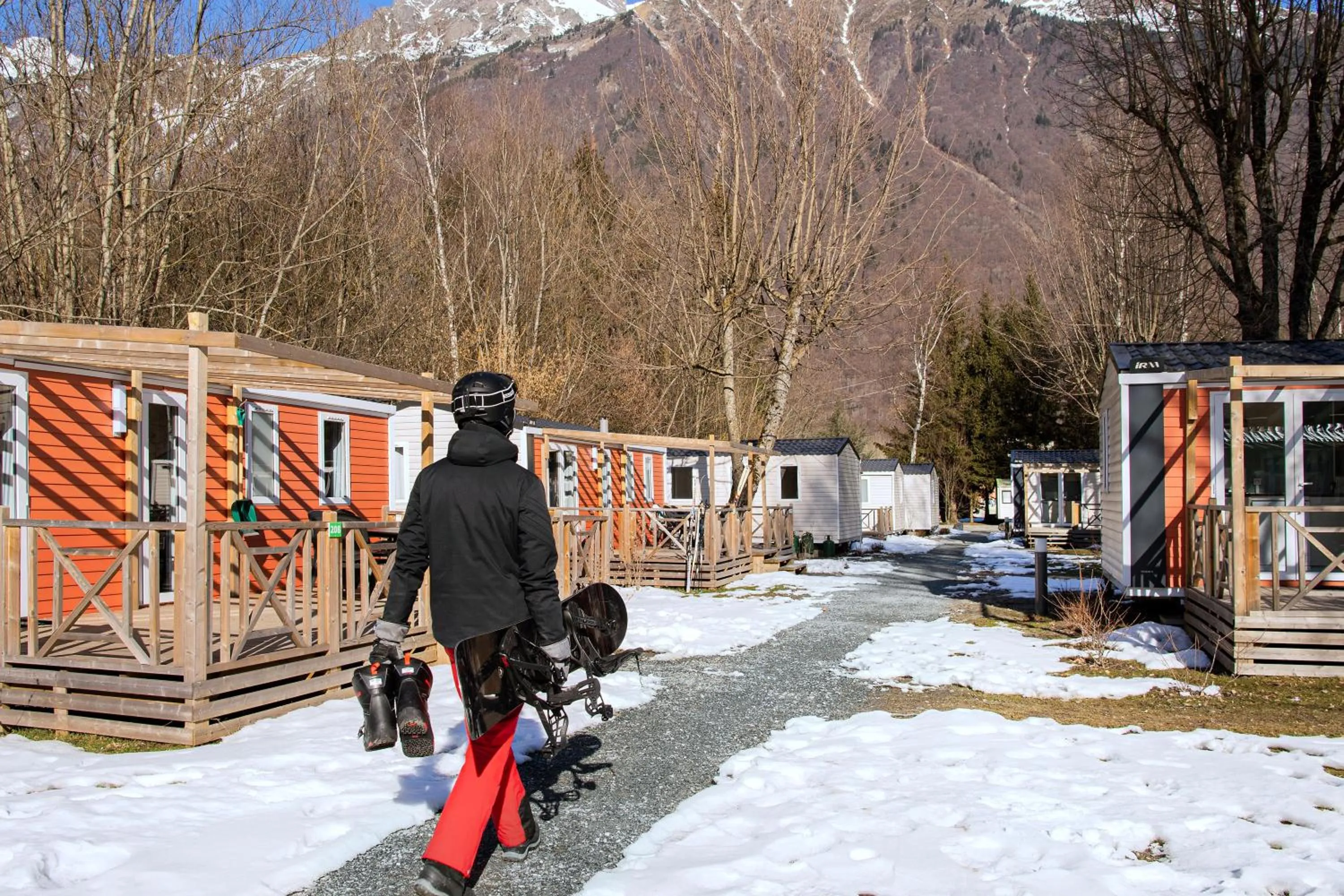 Skiing in Camping RCN Belledonne