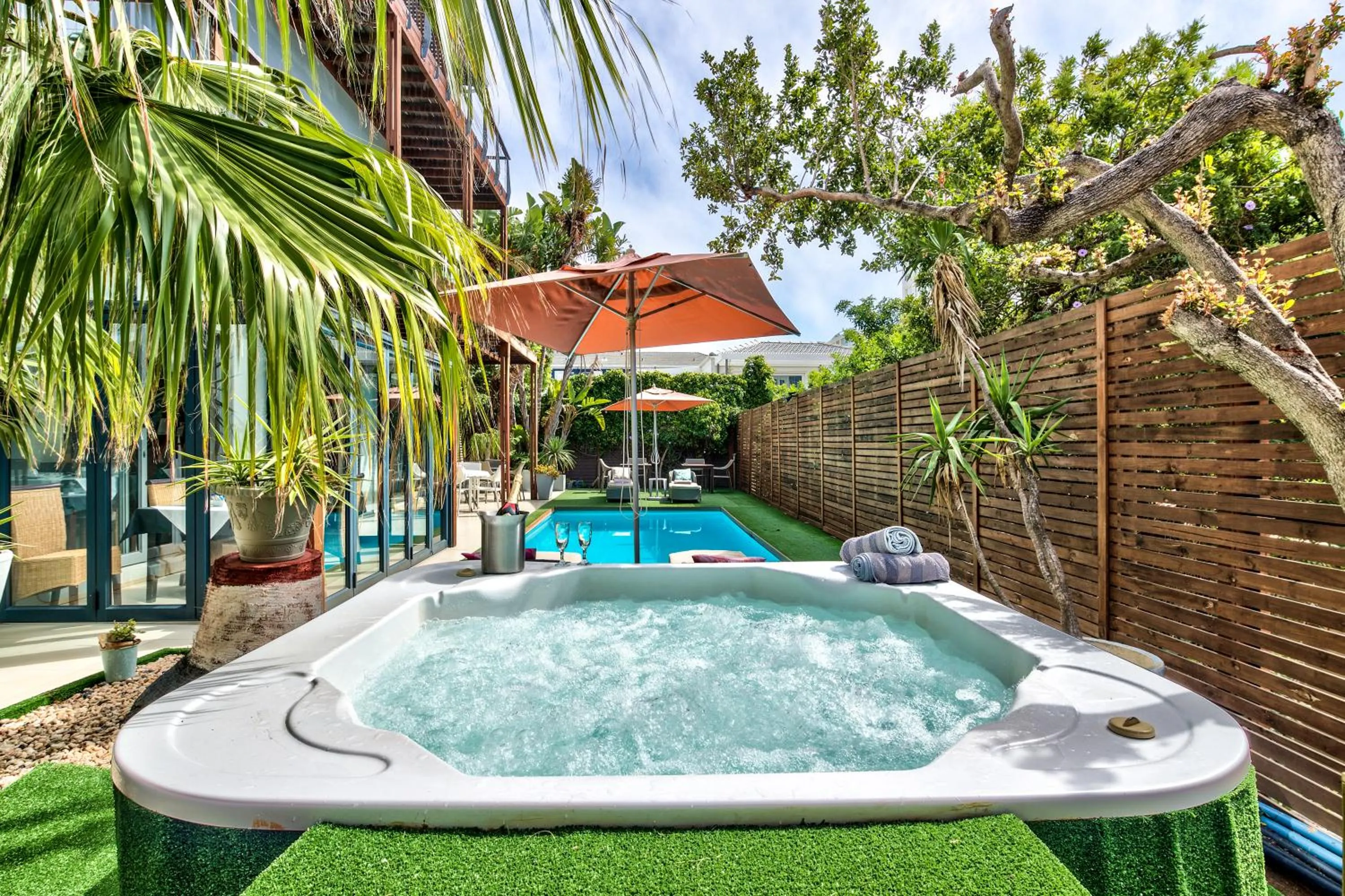 Hot Tub in The One 8 Hotel in Green Point - Solar Power