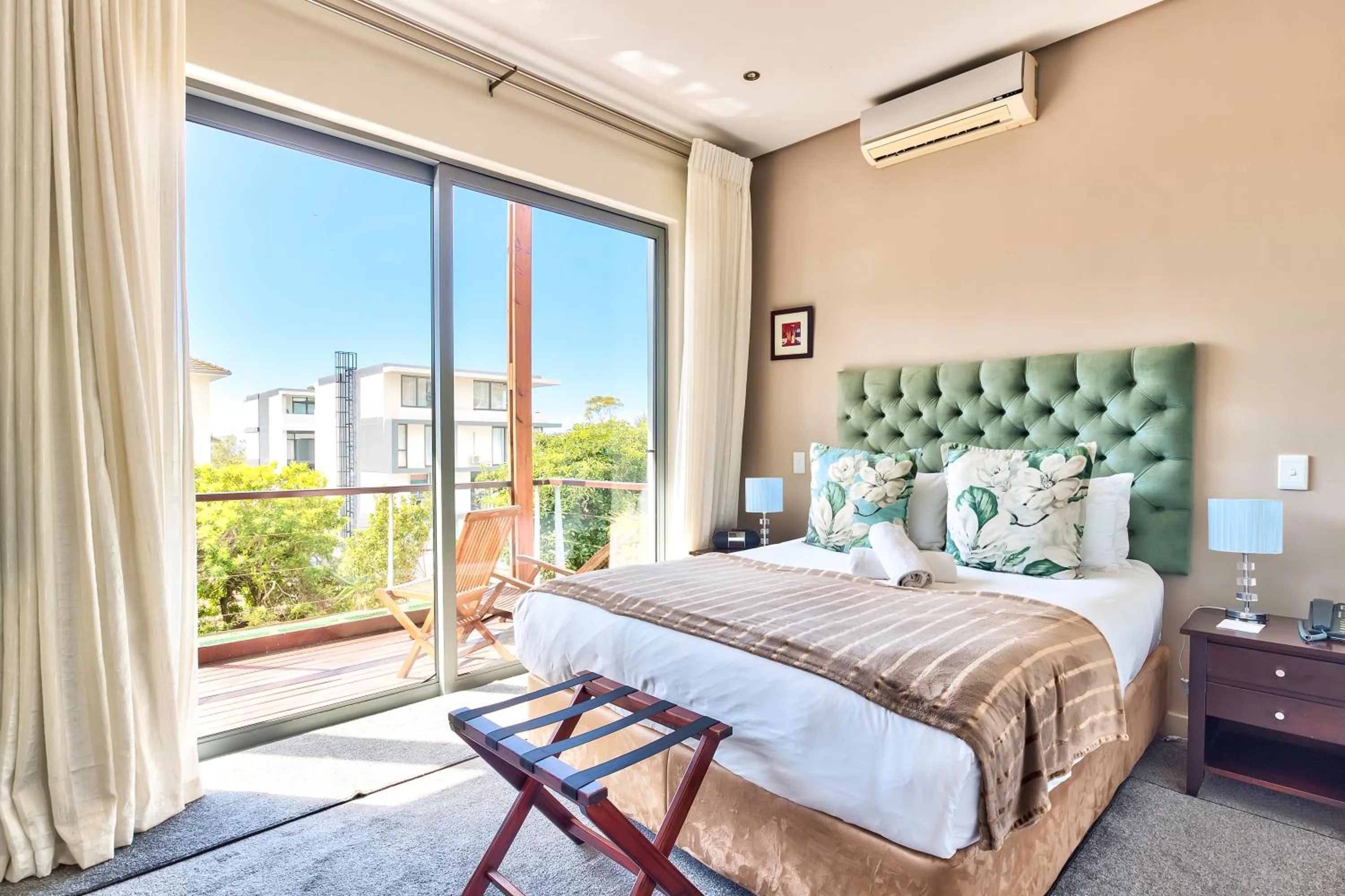 Bed in The One 8 Hotel in Green Point - Solar Power