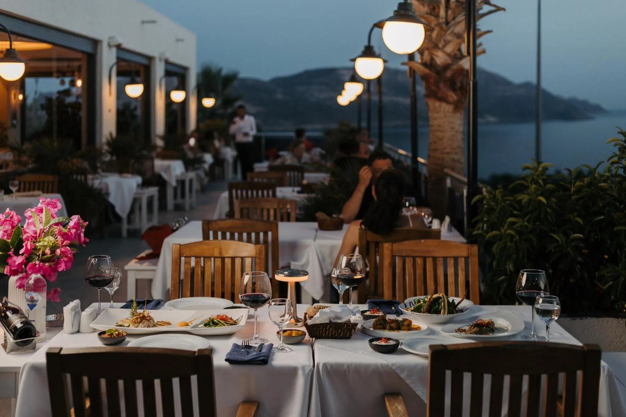 Restaurant/places to eat in La Kumsal Hotel
