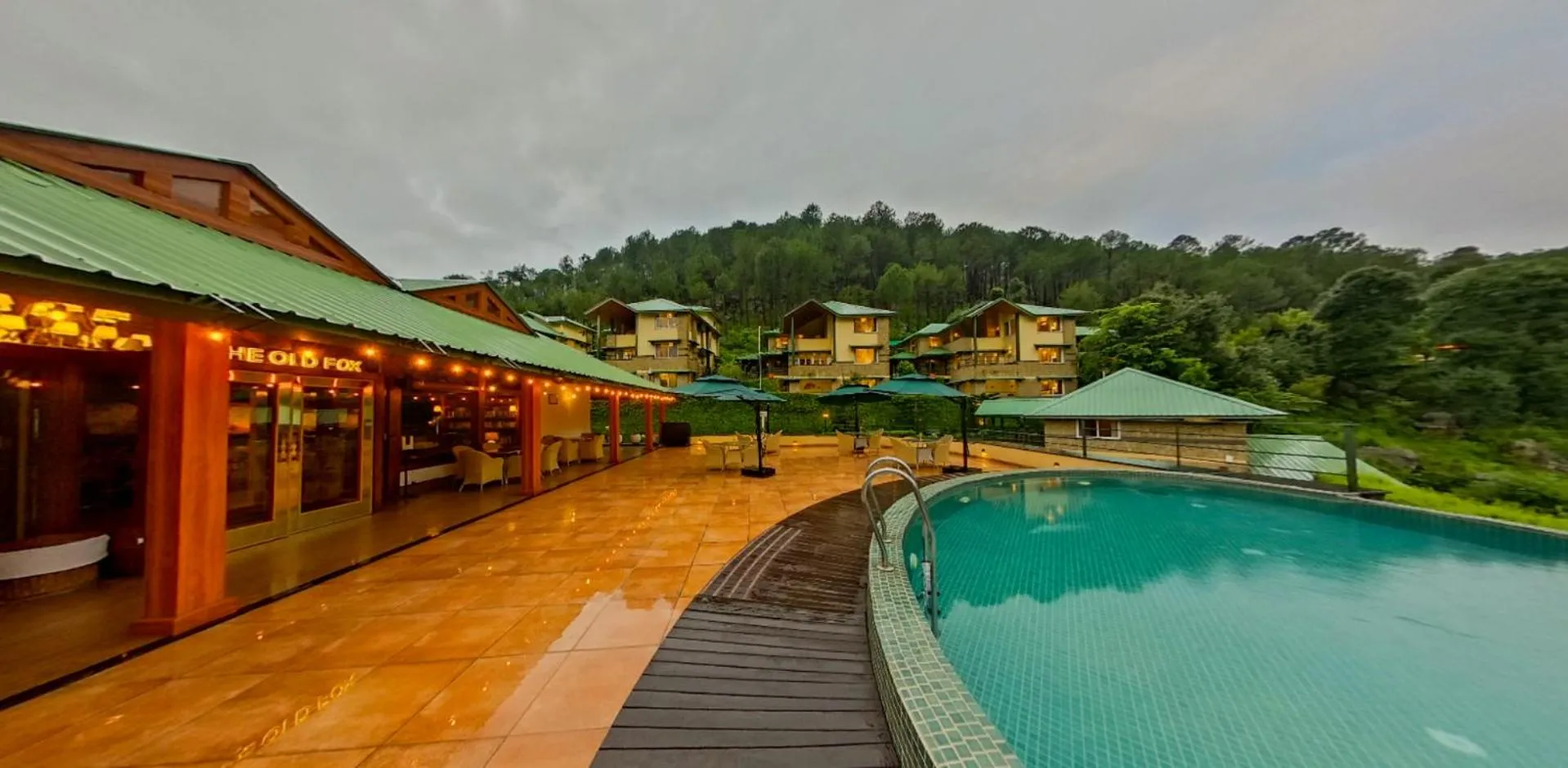 Pool view in Araiya Palampur