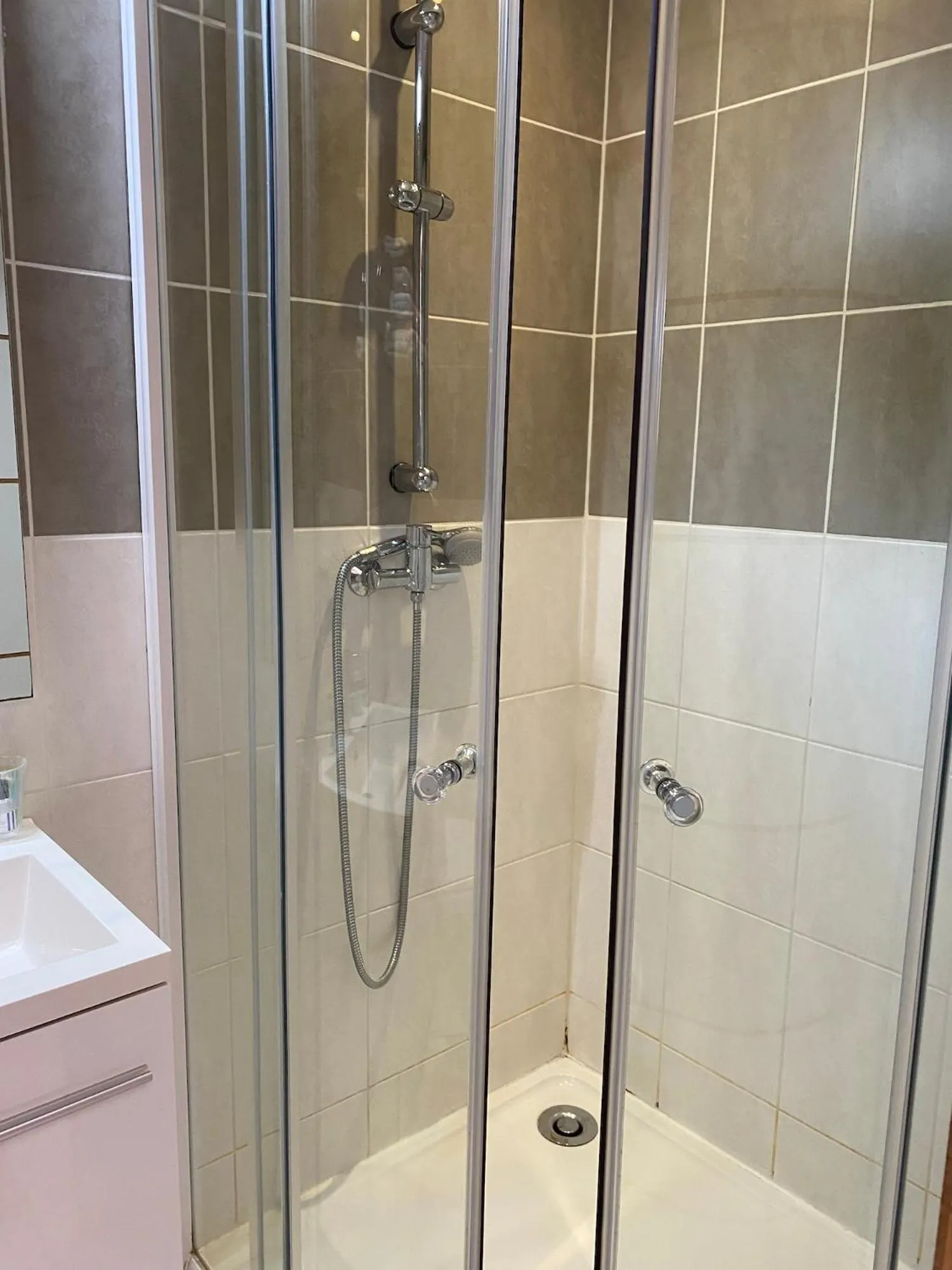 LOGIS Hôtel Restaurant La Chaumière