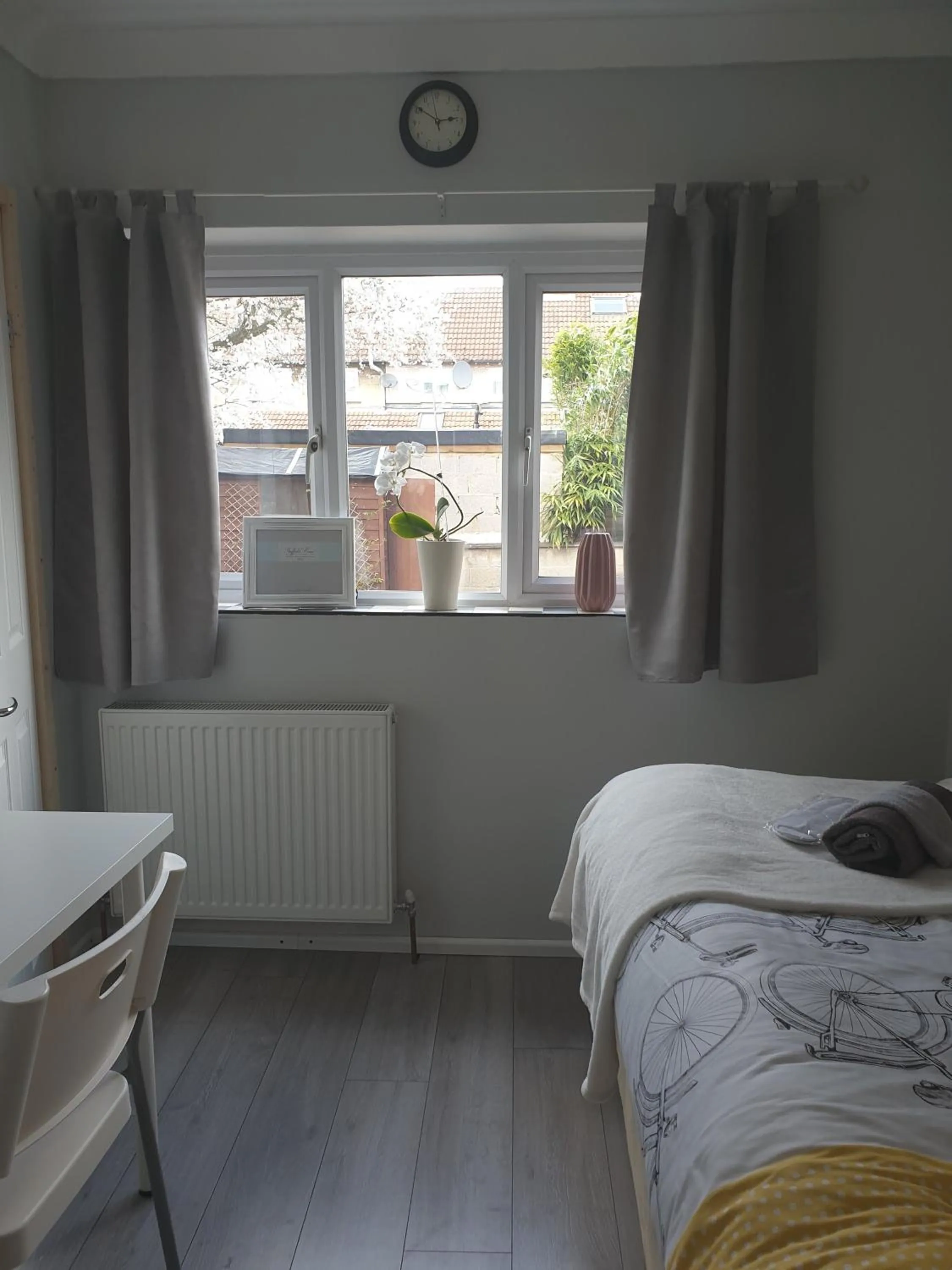 Bed in Comfortable rooms in the house