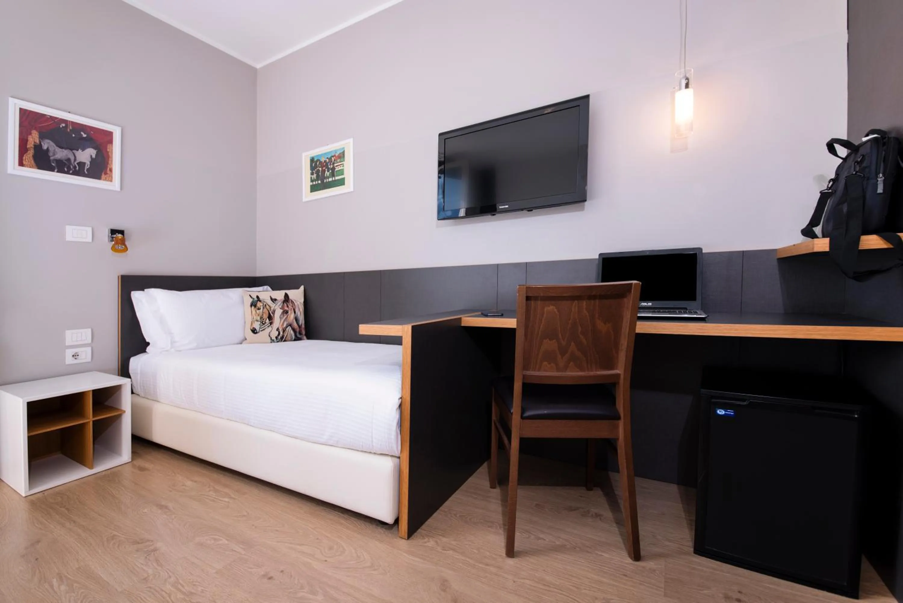 Bedroom, Bed in Hotel Osteria della Pista dal 1875