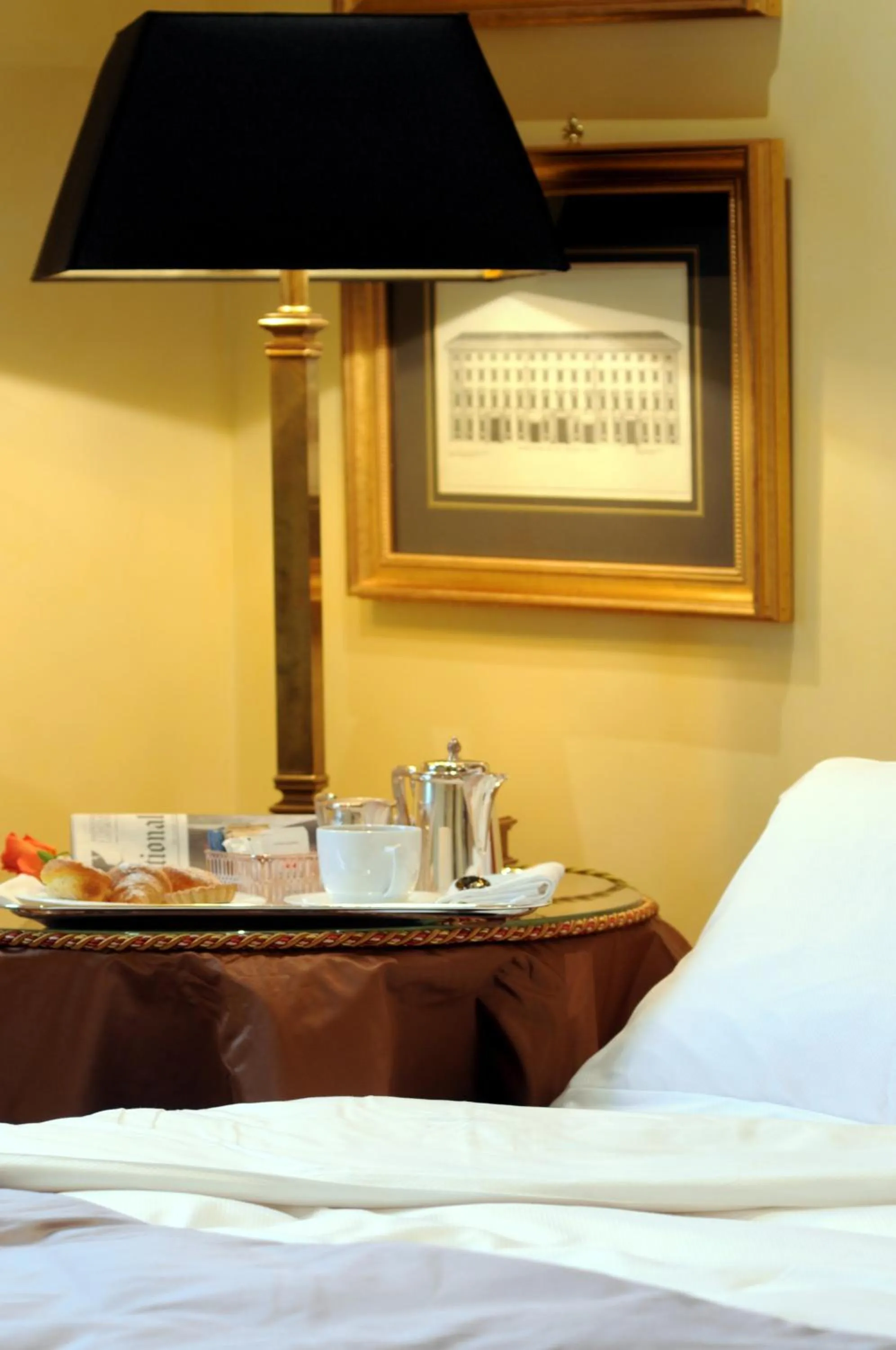 Decorative detail, Bed in Hotel Villa Duse