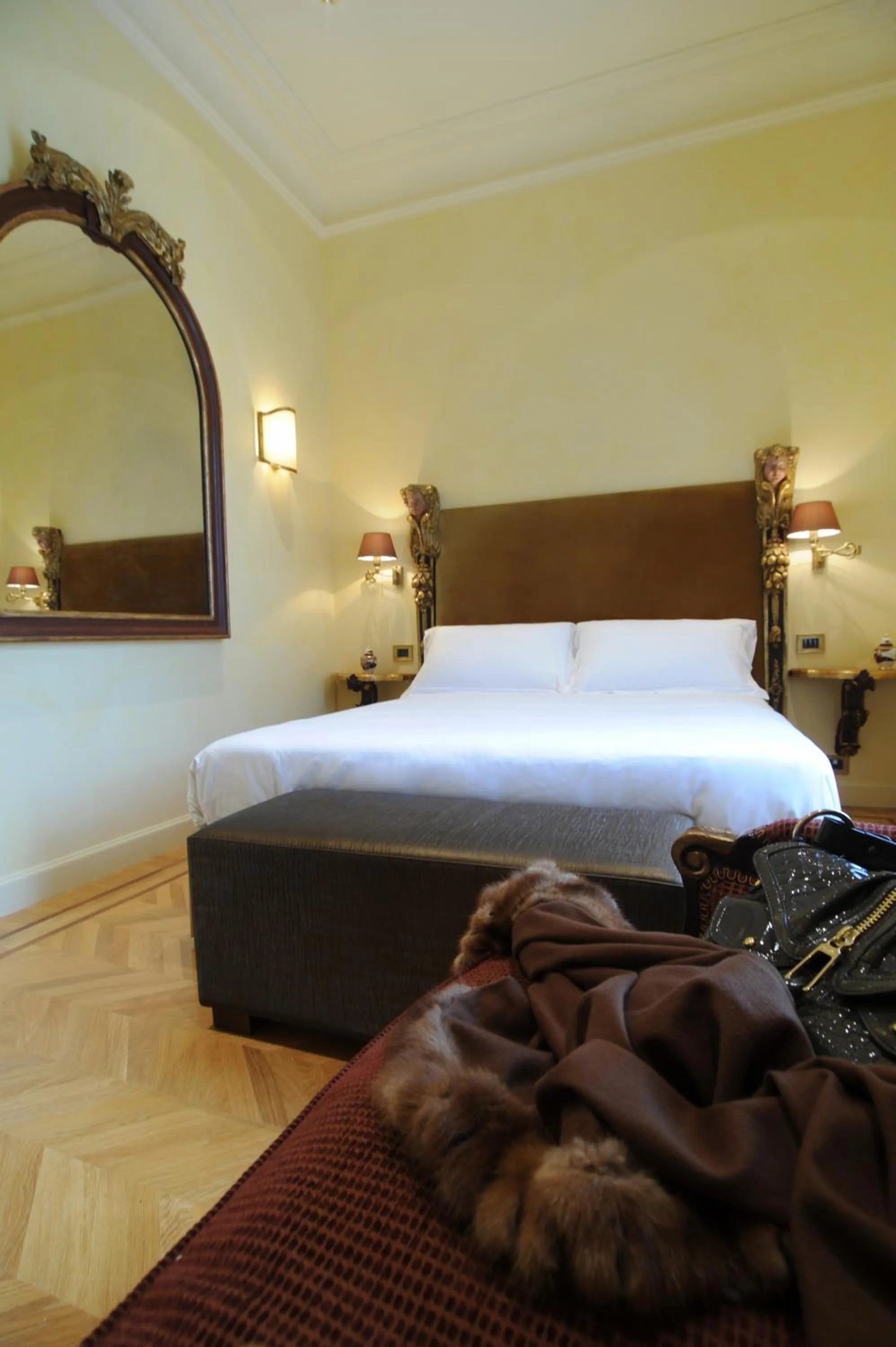 Photo of the whole room, Bed in Hotel Villa Duse