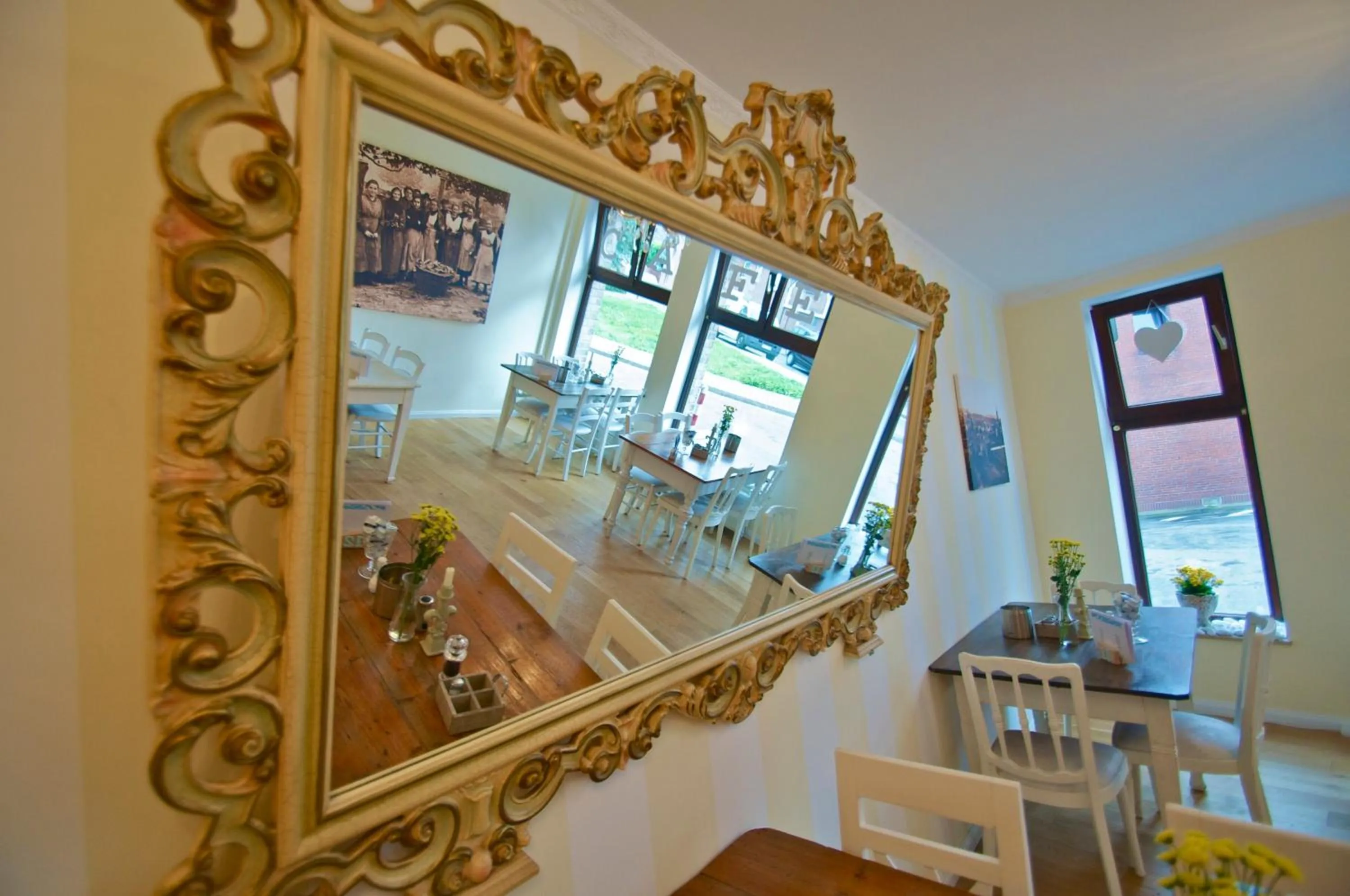 Restaurant/places to eat in Landhaus Hamm THE UNIQUE BOUTIQUE HOTEL