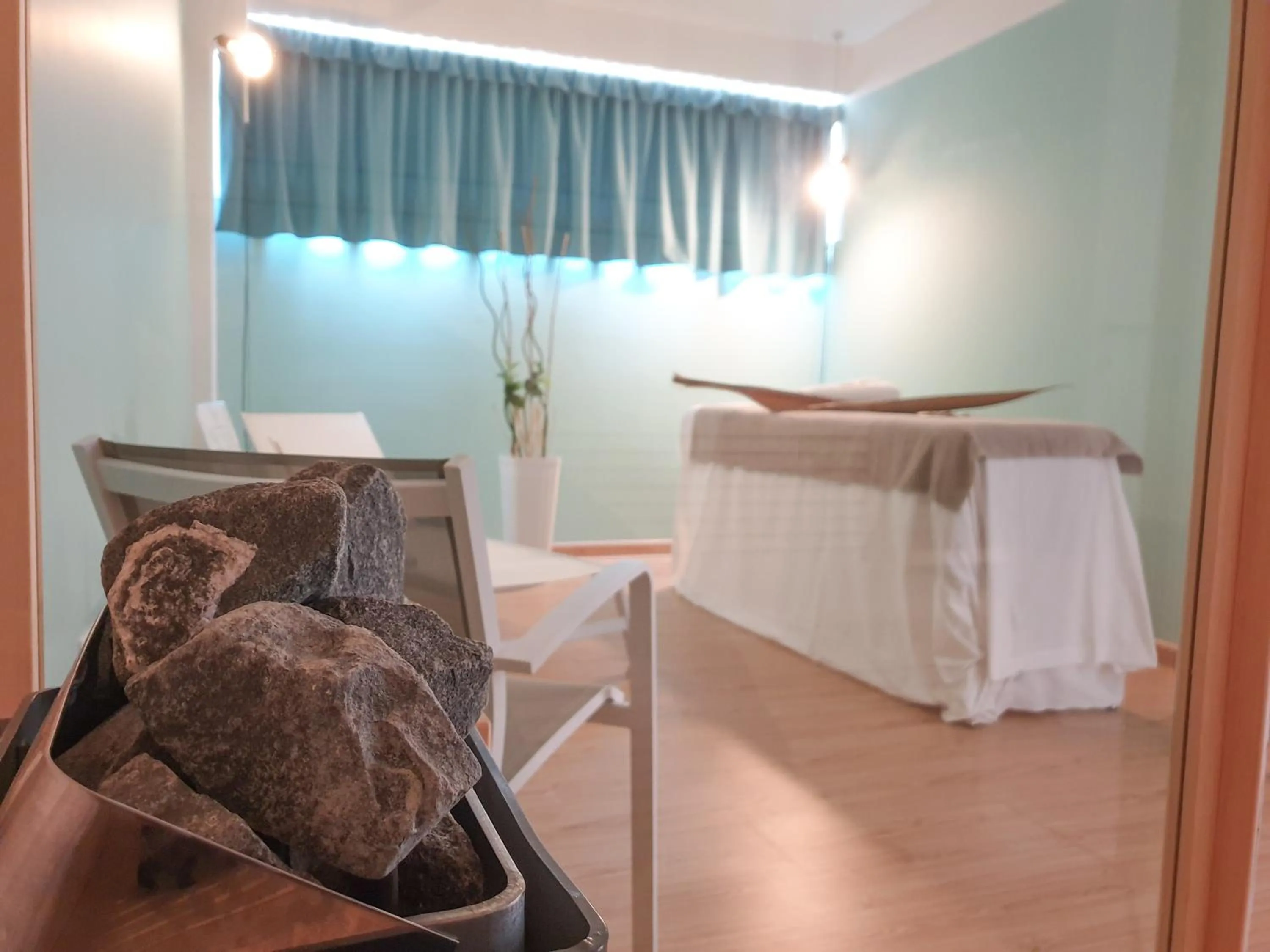 Massage, Bed in Travini Hotel Residence