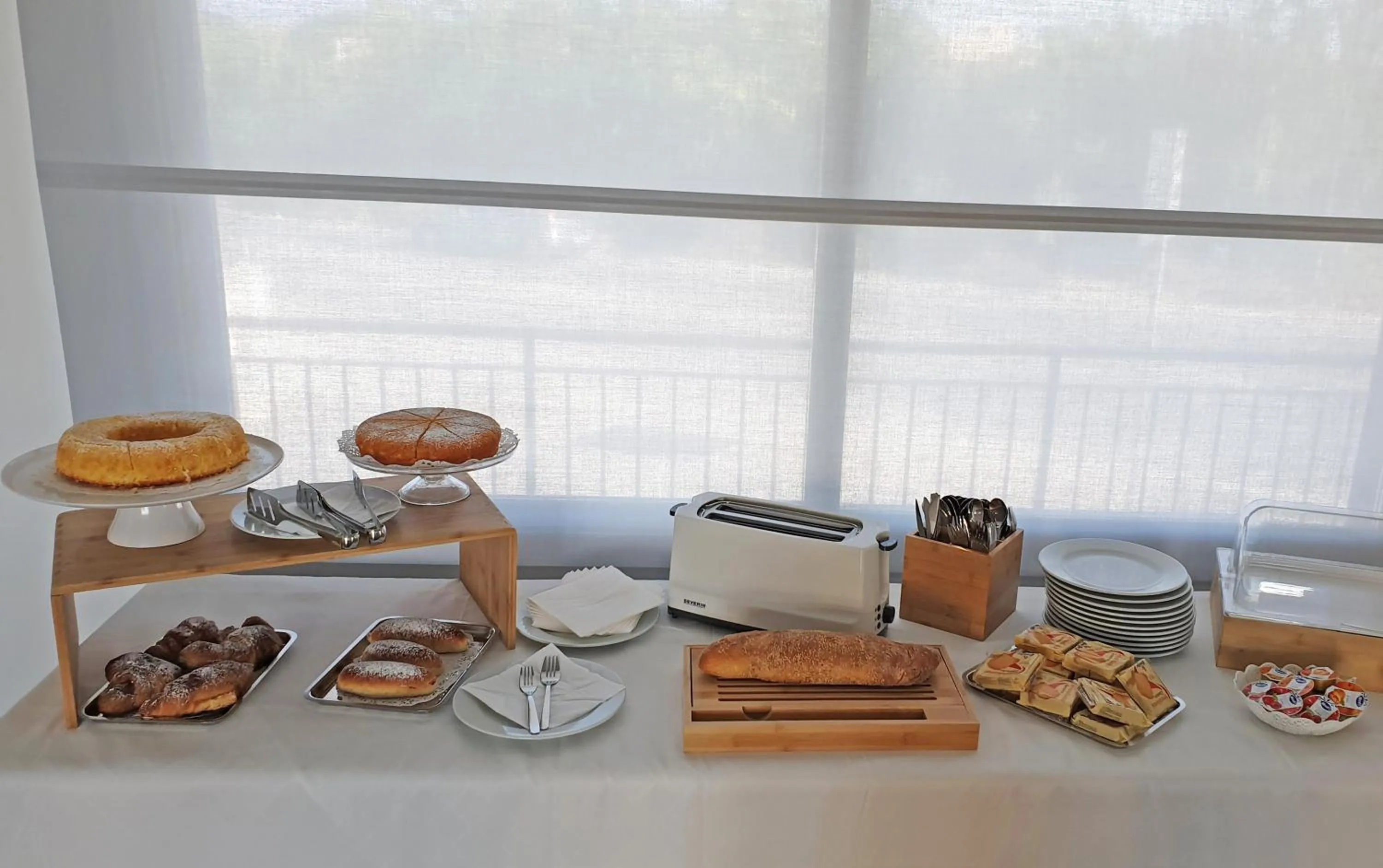 Buffet breakfast in Travini Hotel Residence