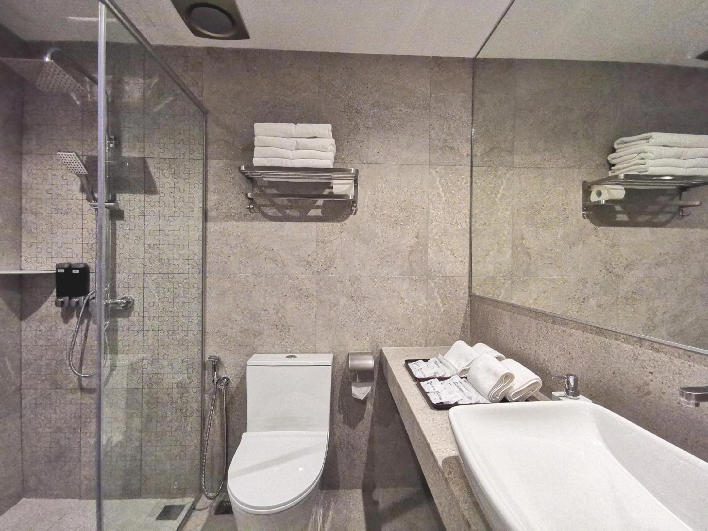 Shower in Frame Hotel
