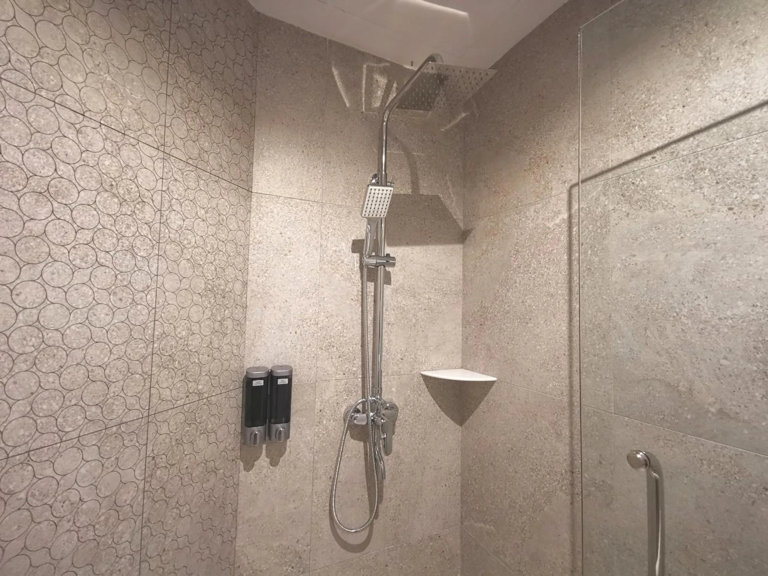 Shower in Frame Hotel