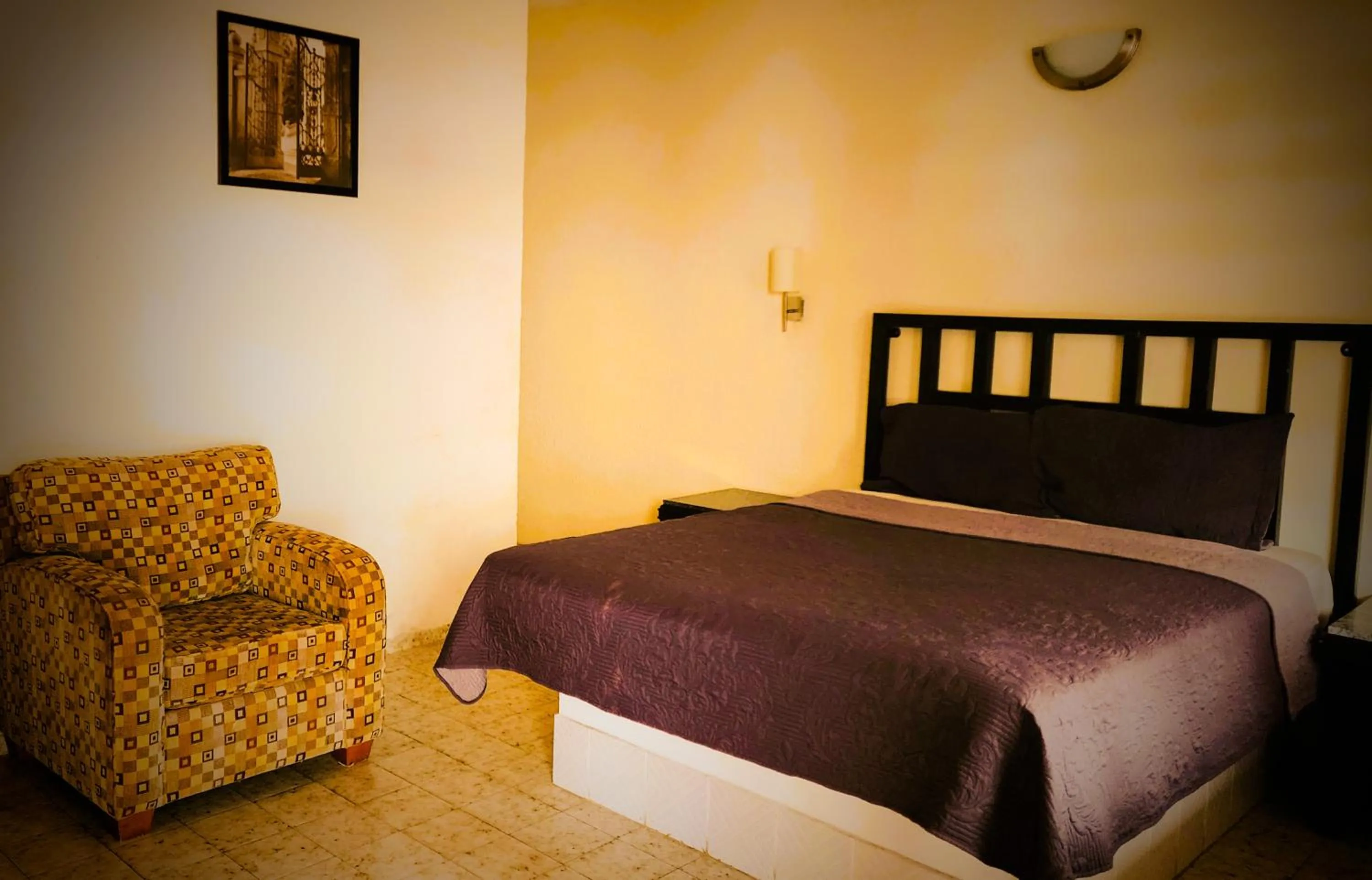 Bed in Hotel Paraiso