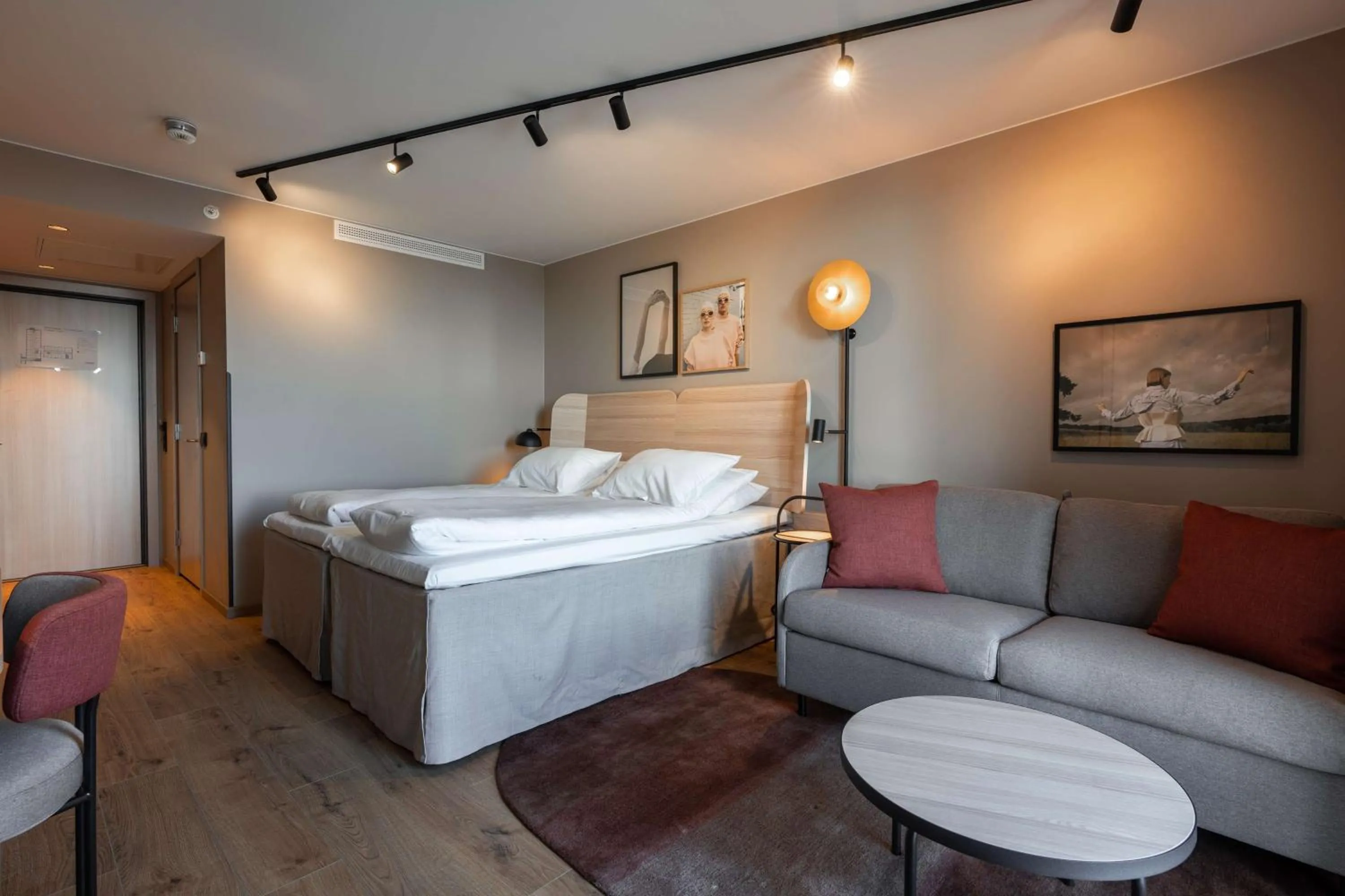 Bedroom, Bed in Scandic Hamar