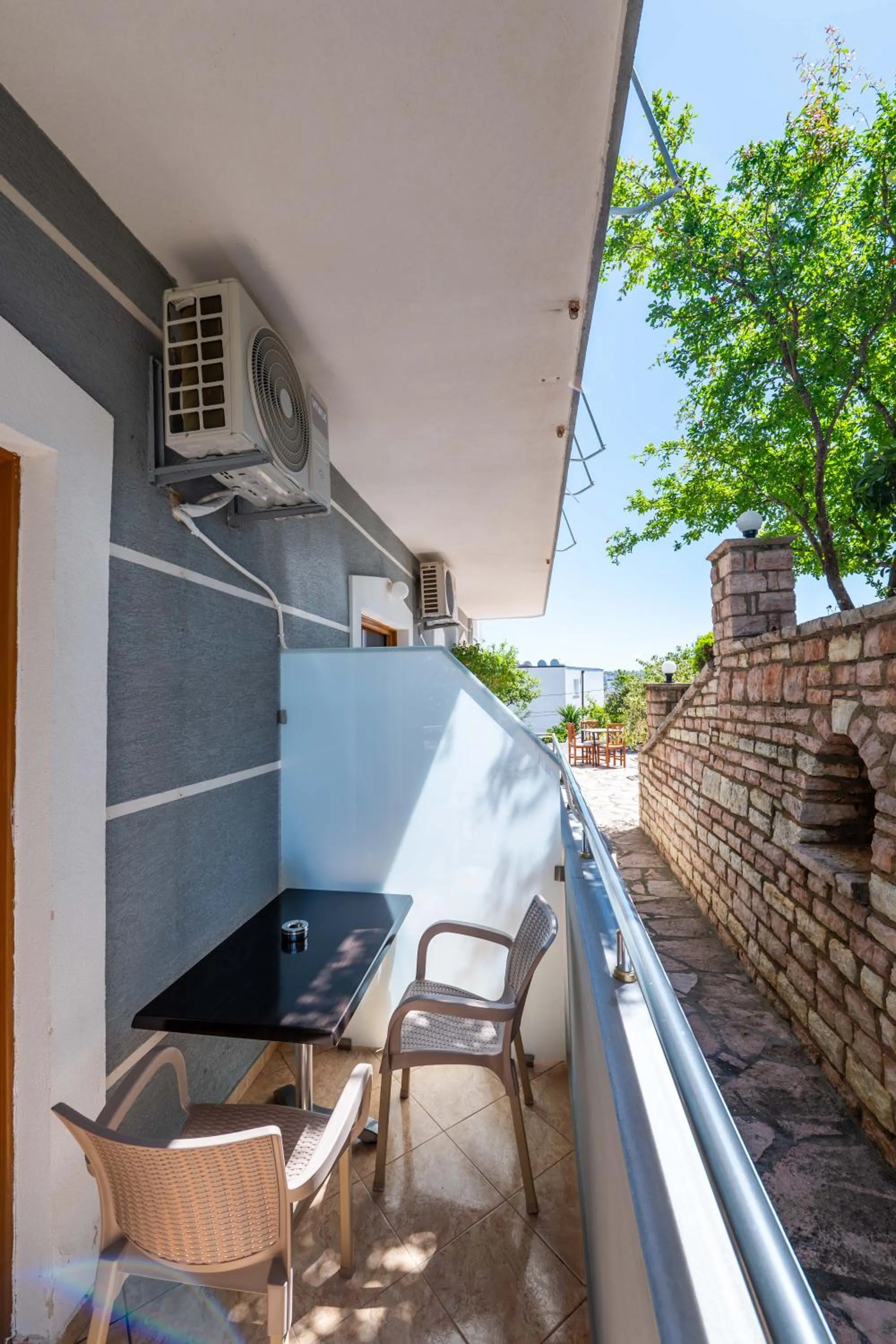 Garden in Hotel Milo Ksamil