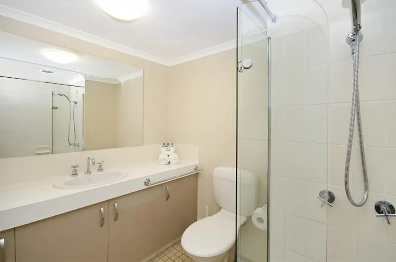 Bathroom in Banyandah Towers