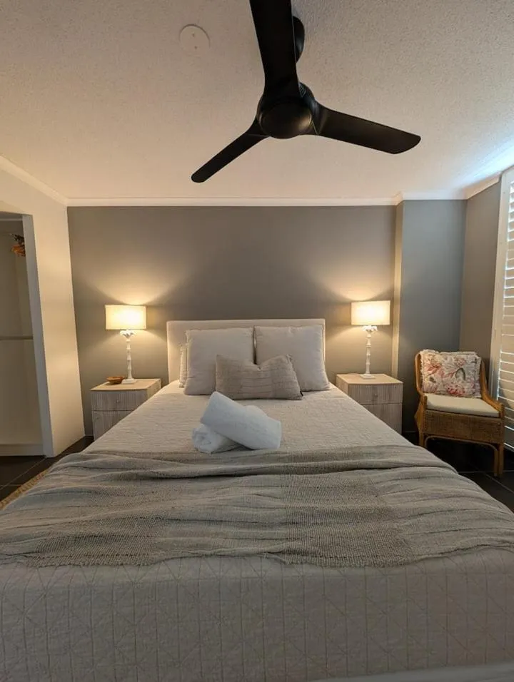 Bed in Banyandah Towers