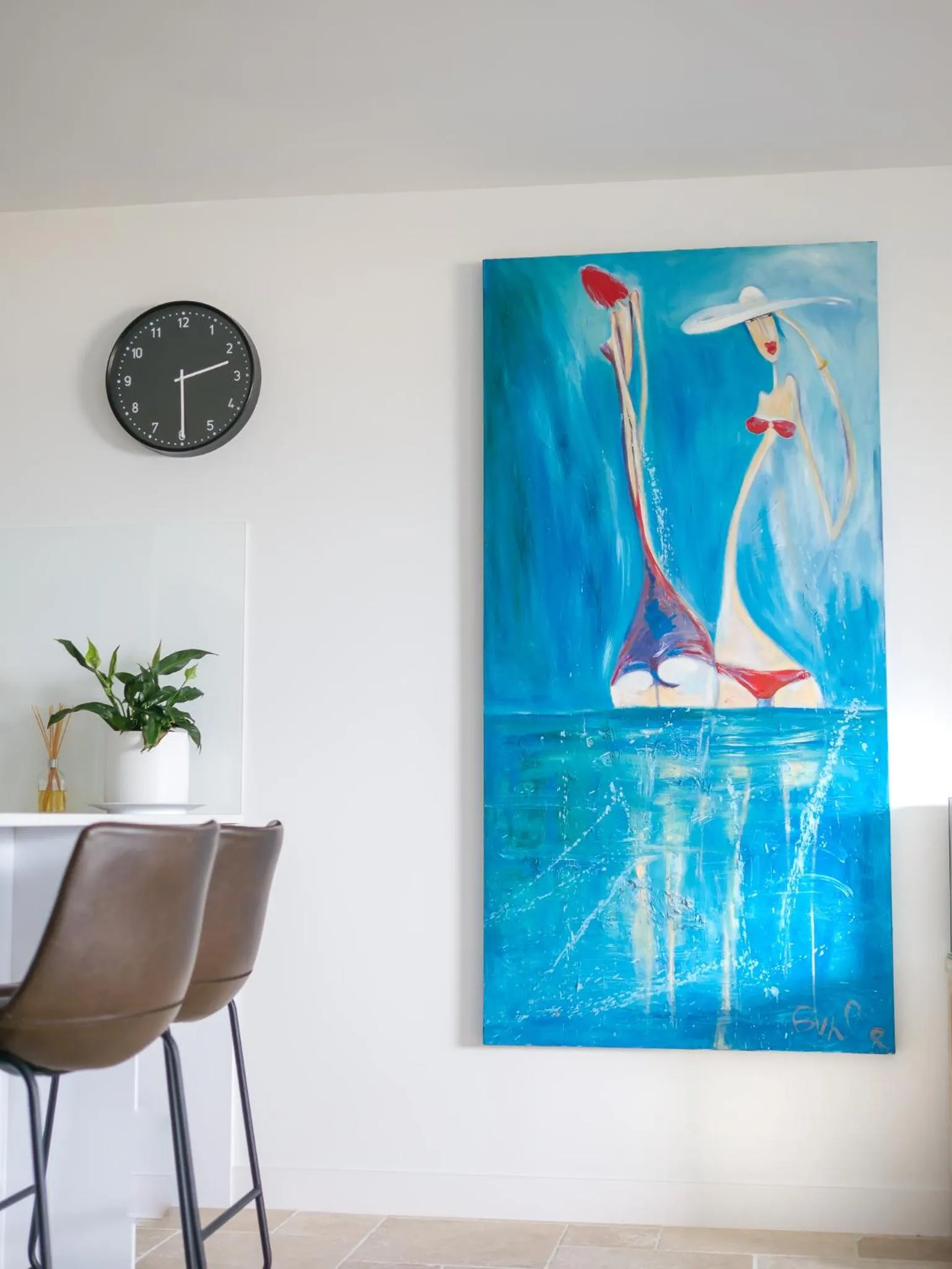 hair dresser in Sandrift Beachfront Apartments