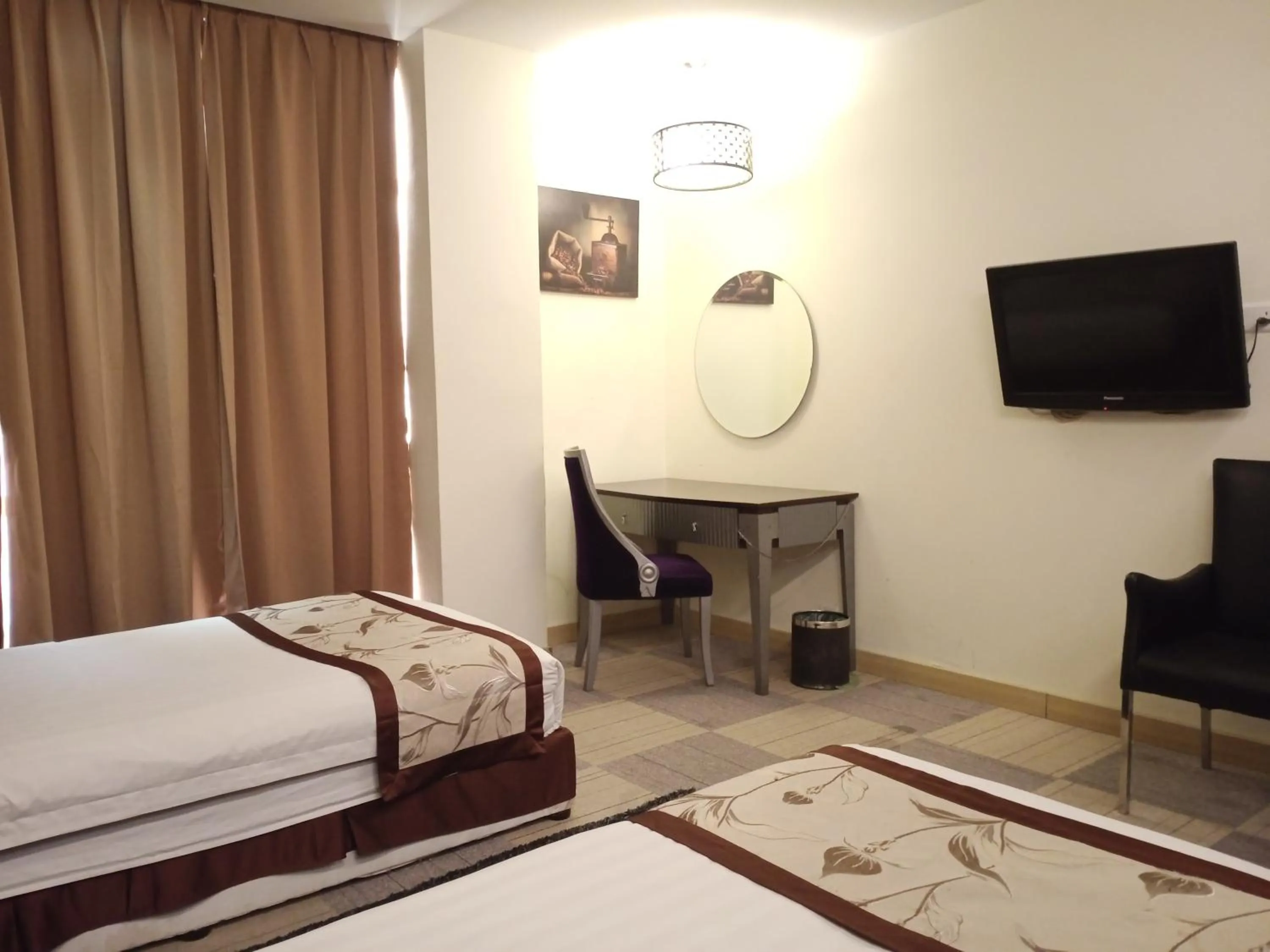 Bed in Shervinton Executive Boutique Hotel