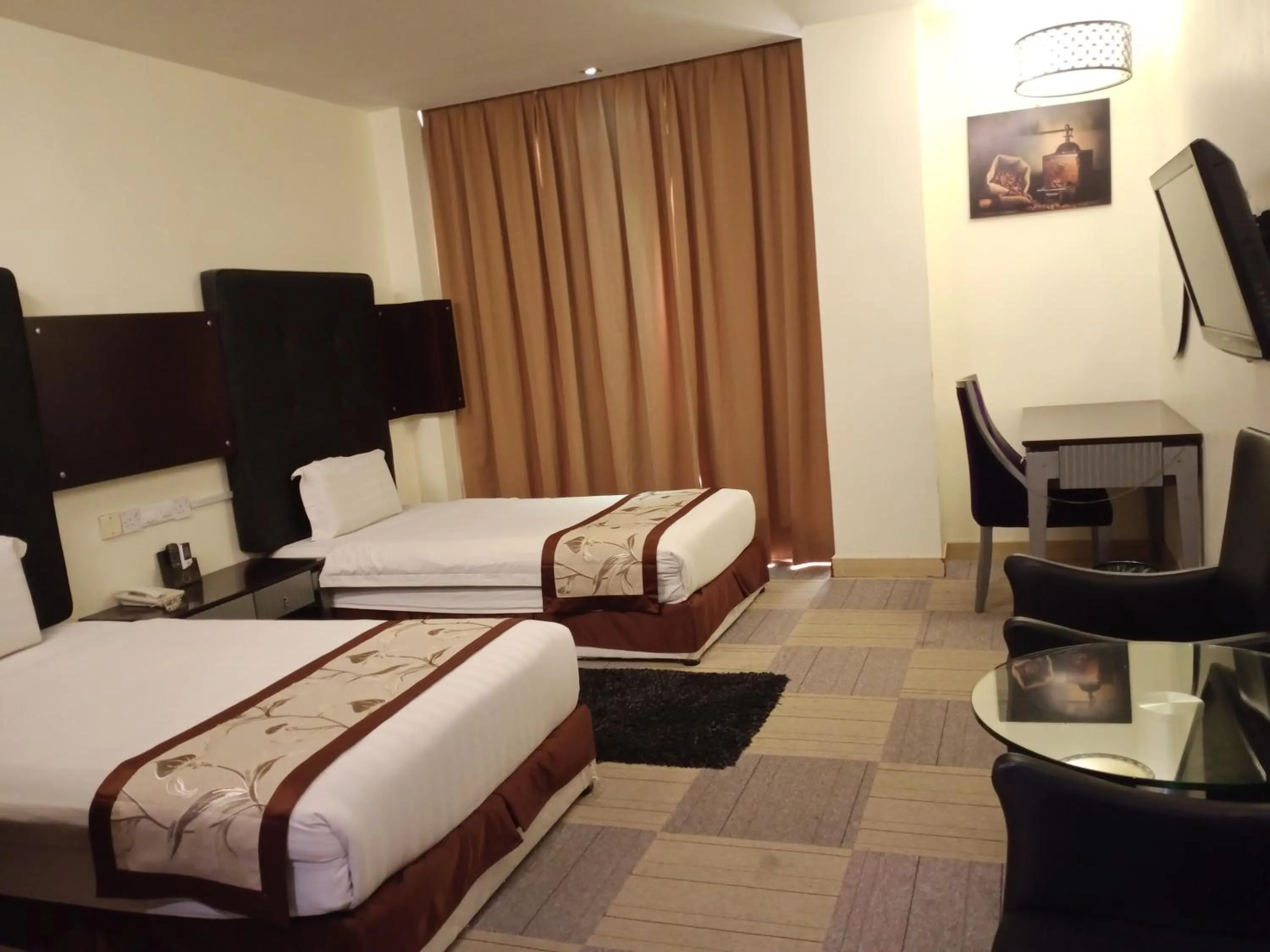 Bed in Shervinton Executive Boutique Hotel