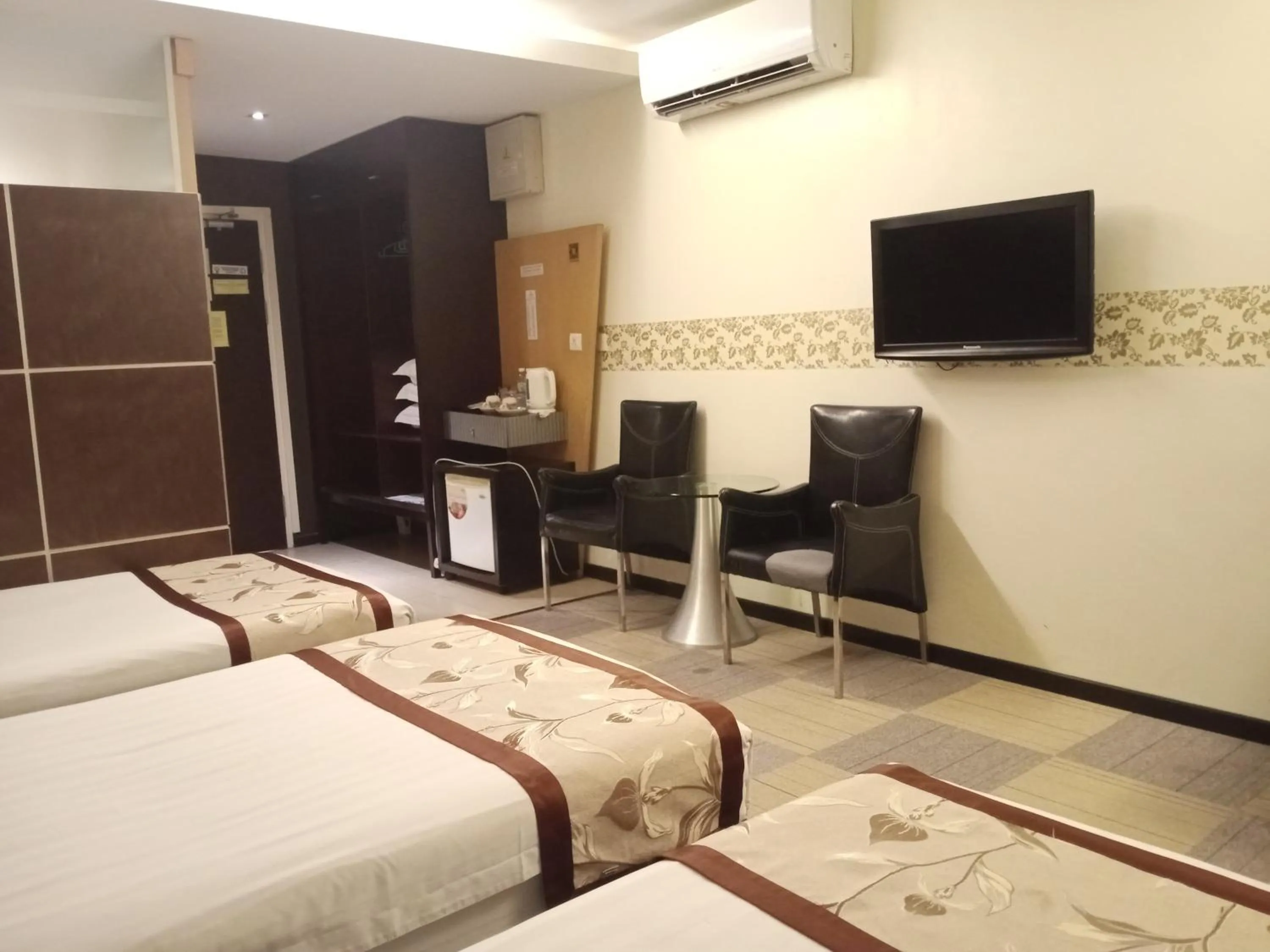 Bedroom, Bed in Shervinton Executive Boutique Hotel