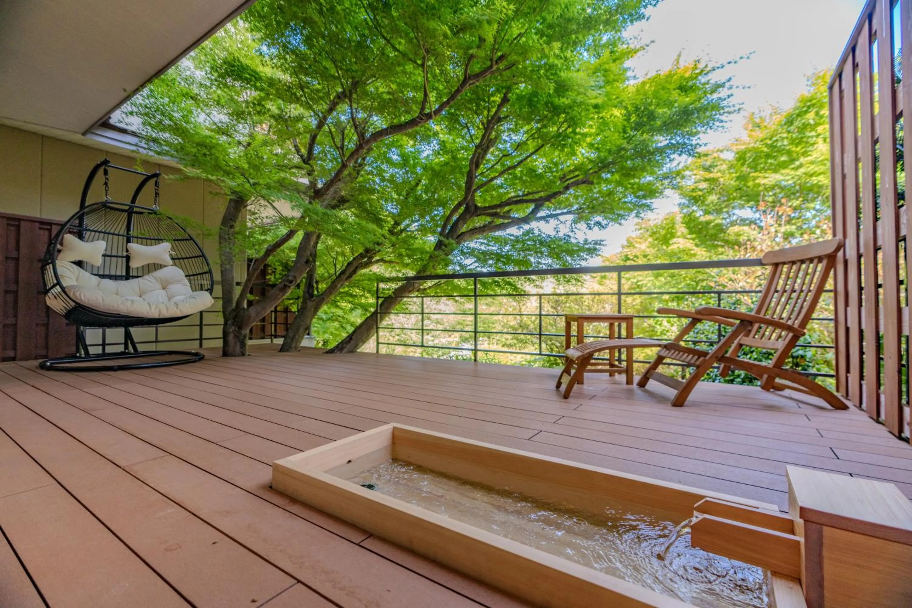 Natural landscape in Narashino no sato Gyokusui -6 years or older-