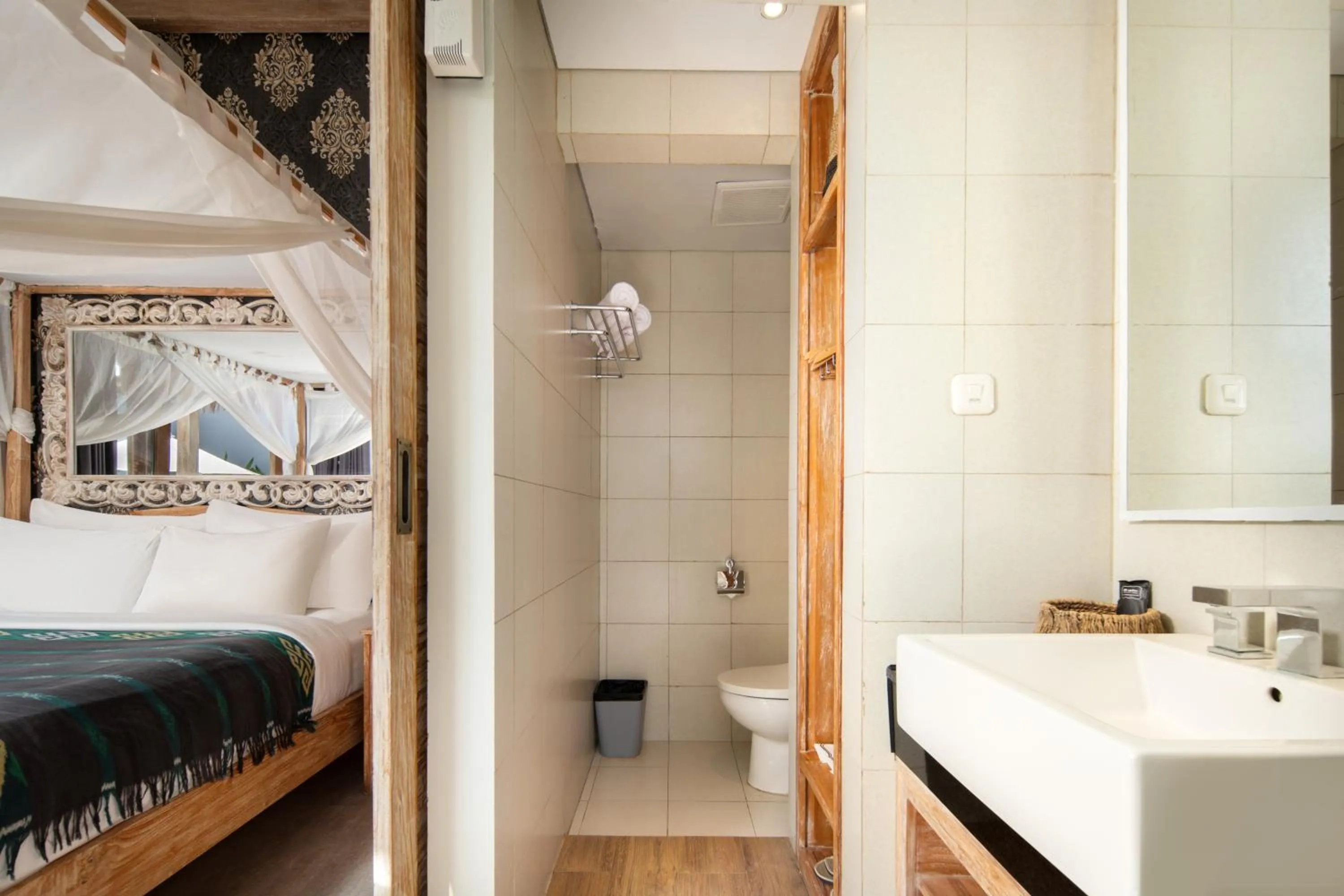 Bathroom, Bed in 18 Suite Villa Loft at Kuta