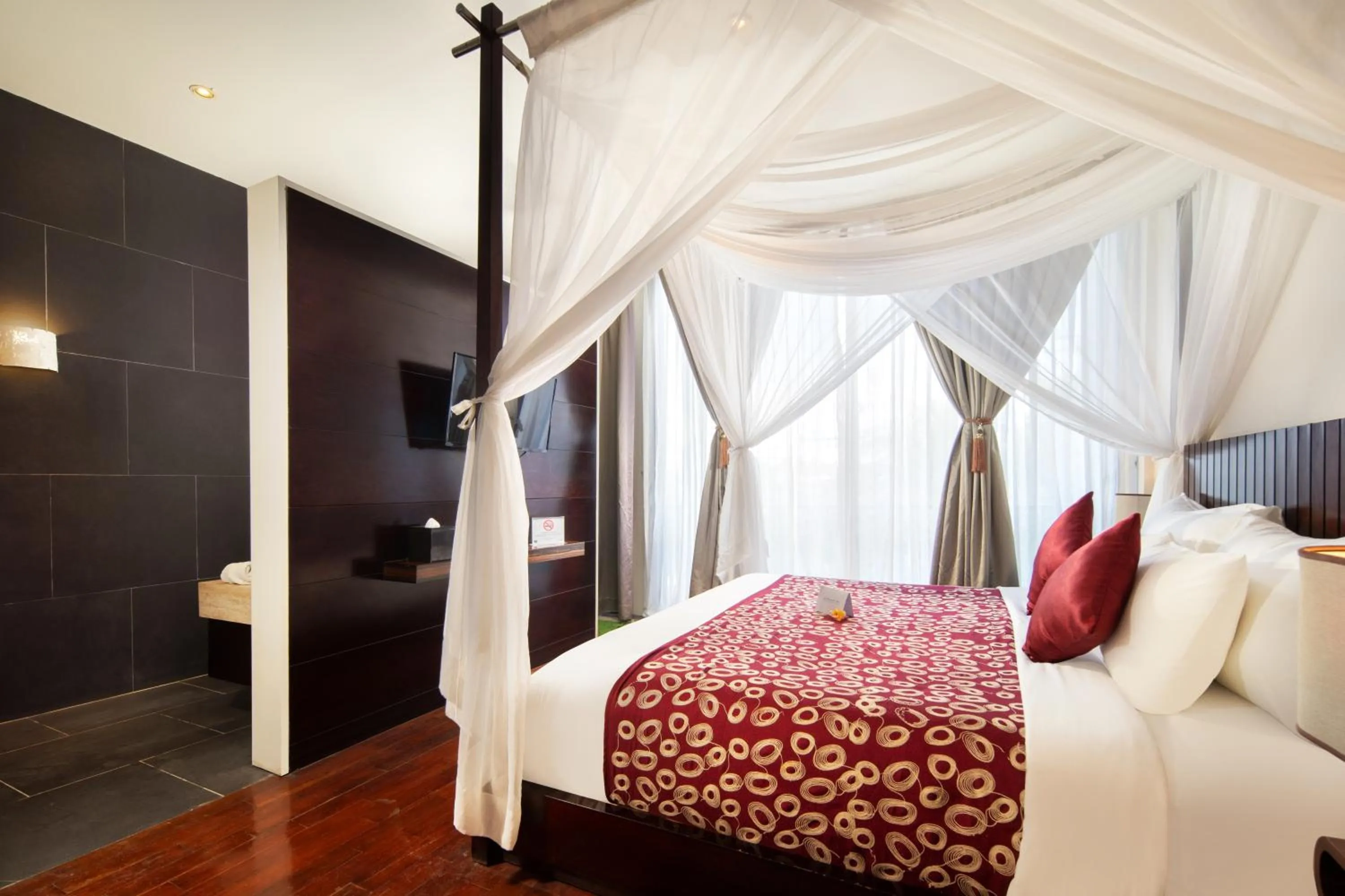 Bedroom, Bed in 18 Suite Villa Kuta