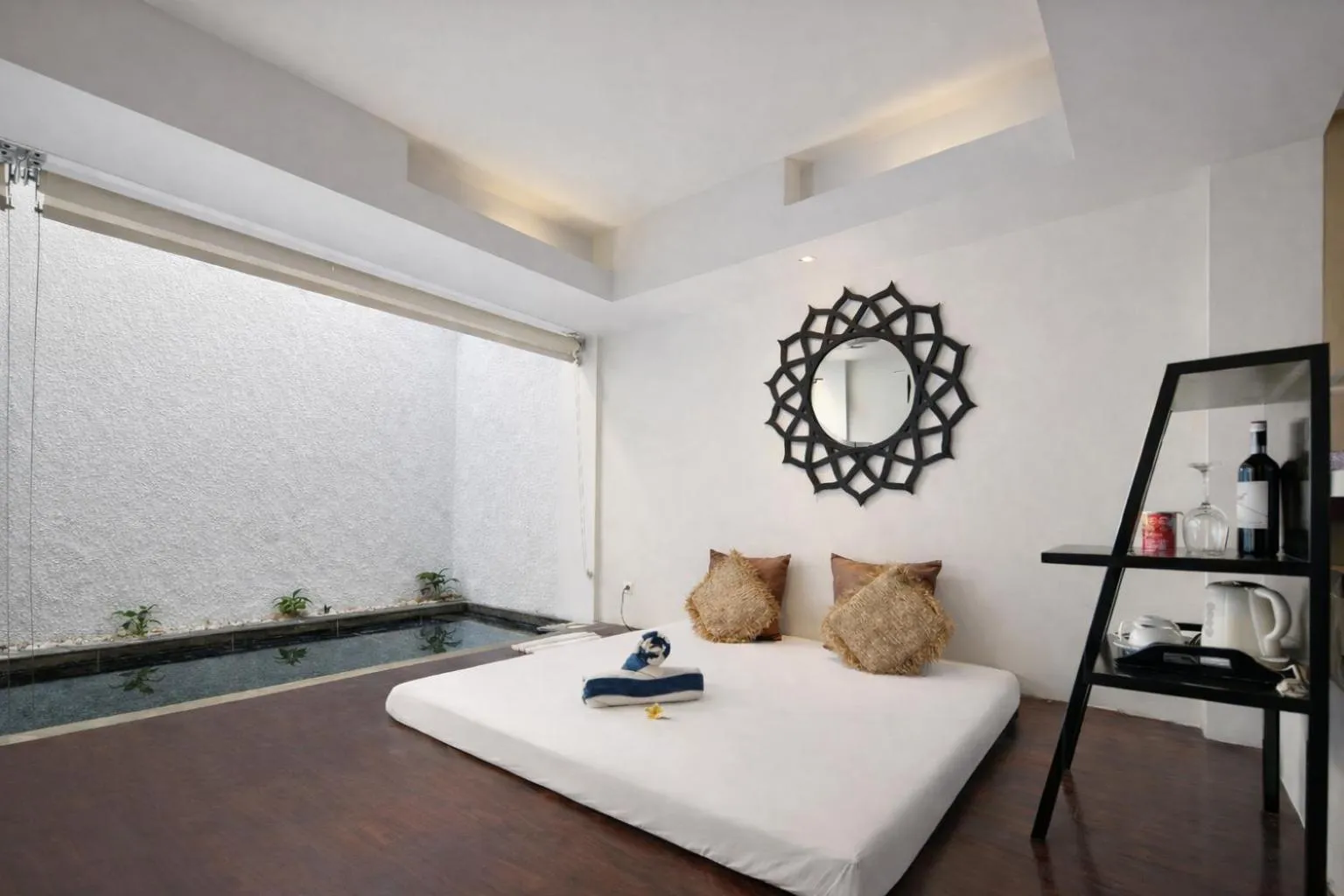 Living room, Bed in 18 Suite Villa Kuta