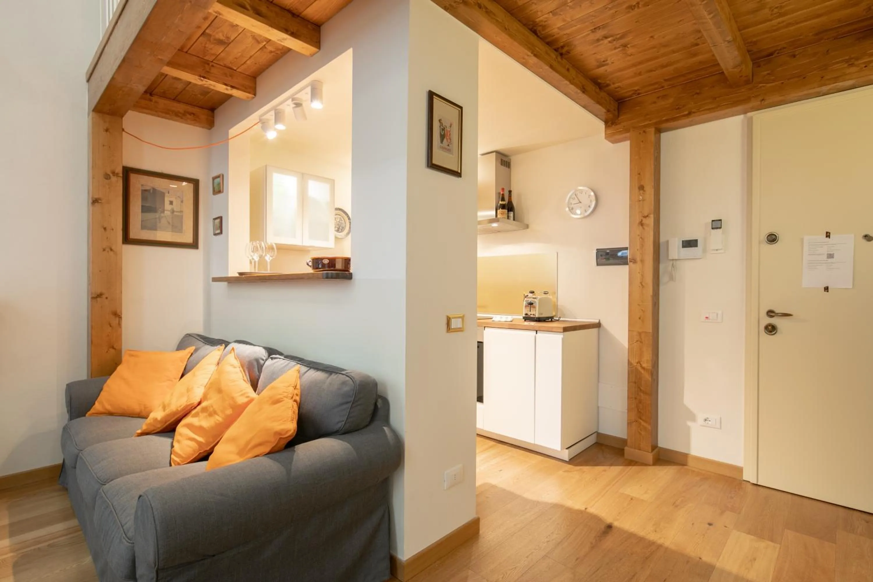 Communal lounge/ TV room in Palazzo D'Ambra Residenza d'Epoca