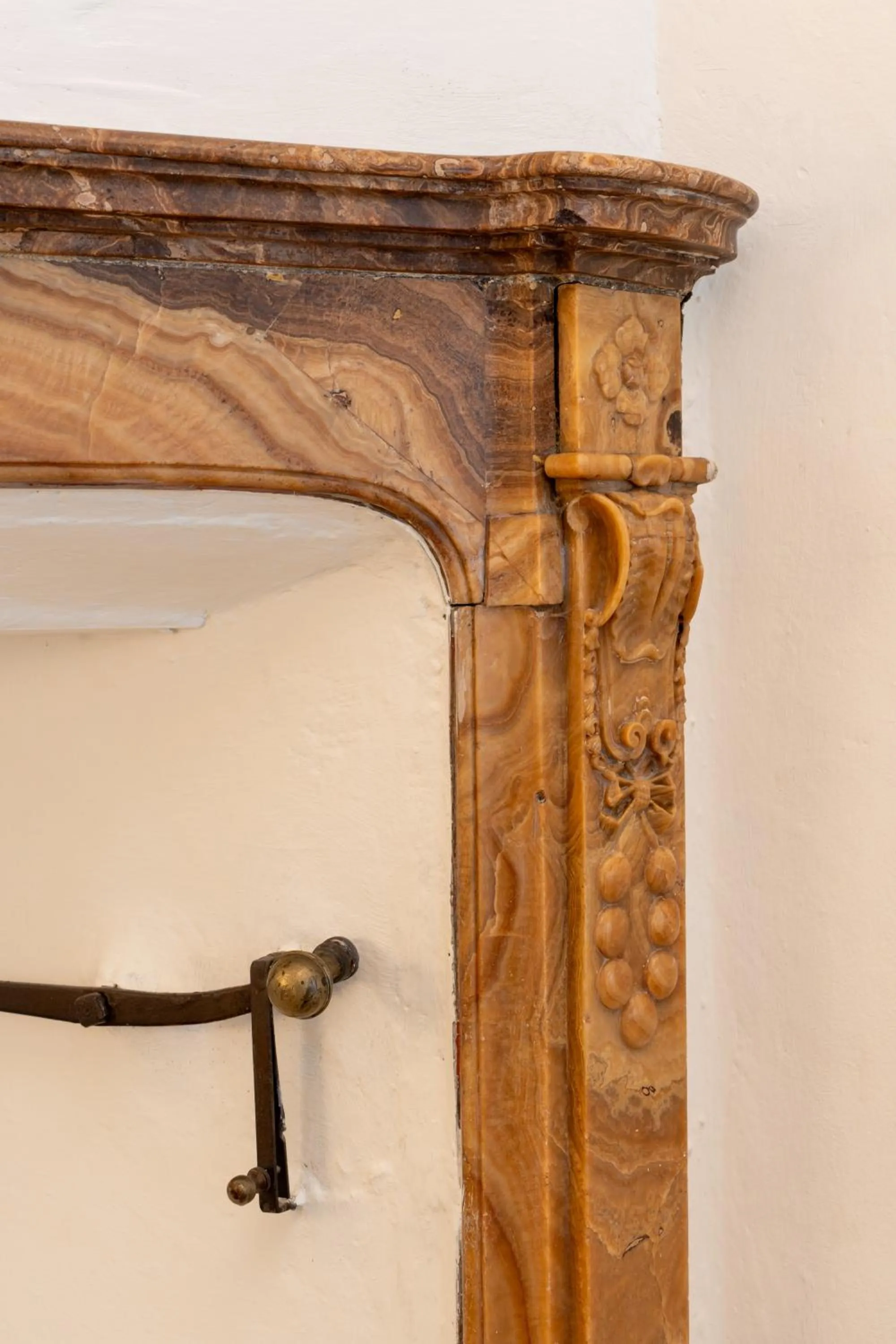 Decorative detail in Palazzo D'Ambra Residenza d'Epoca