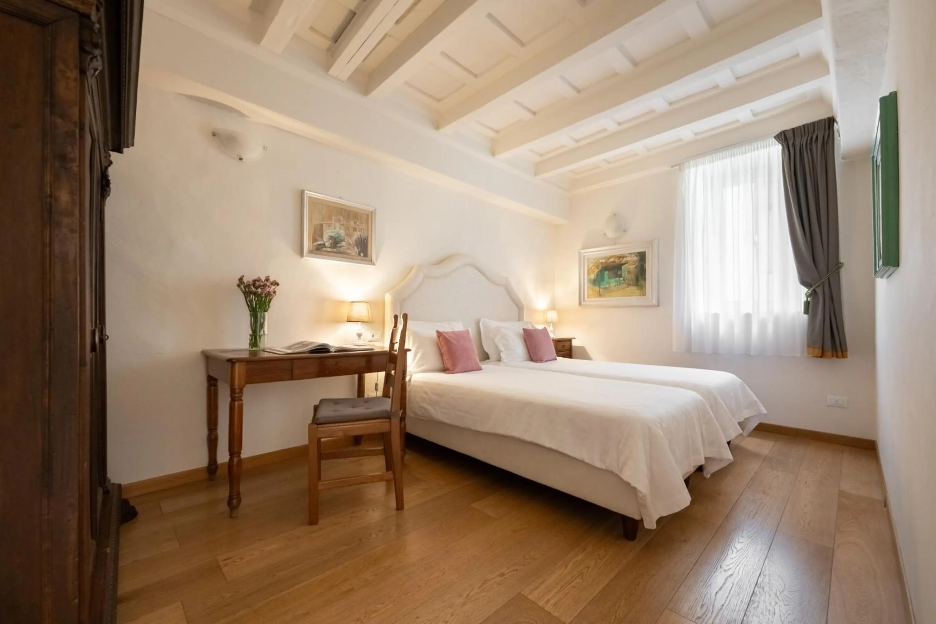 Bed in Palazzo D'Ambra Residenza d'Epoca